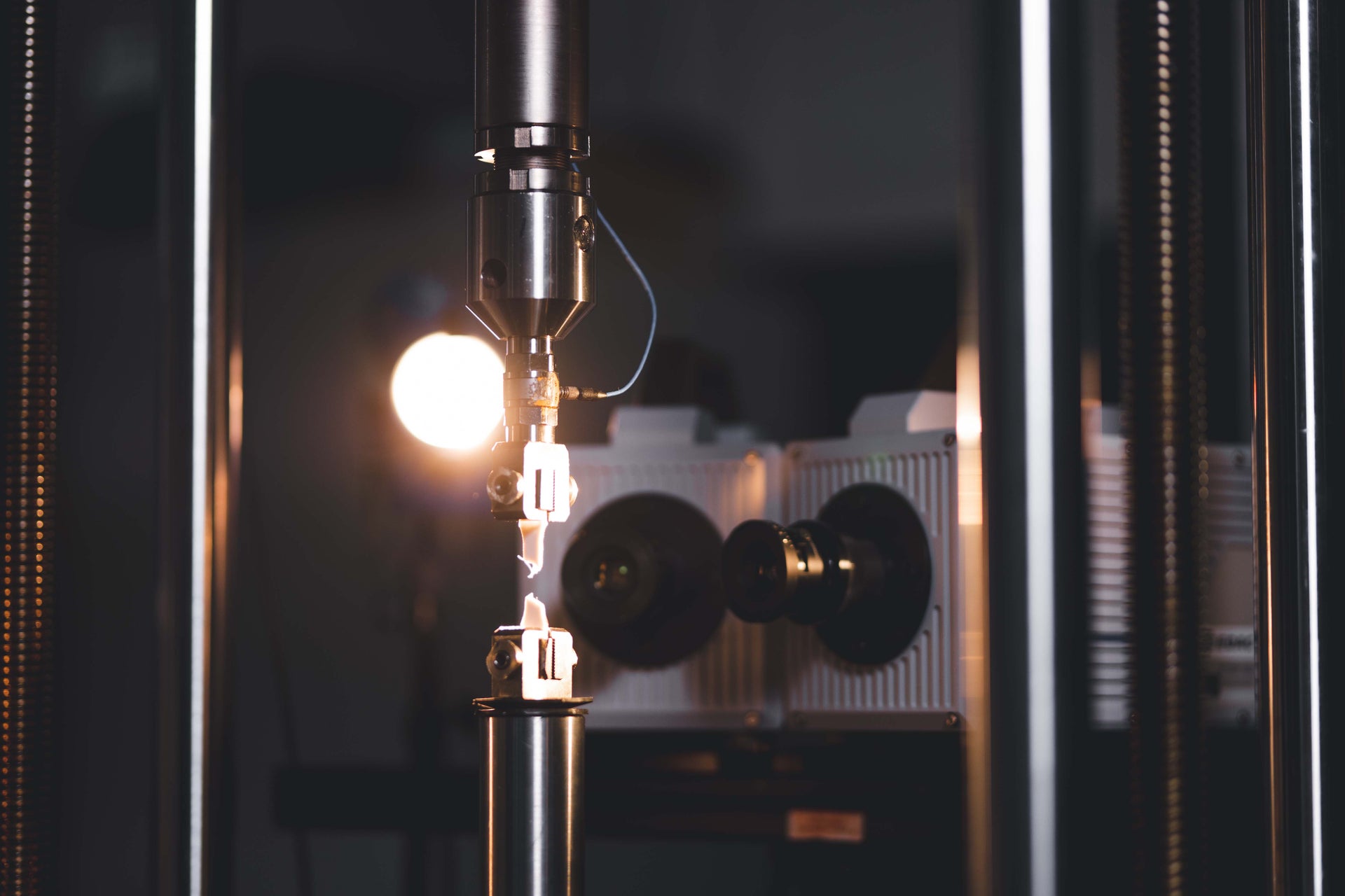 Rubber Property Staining of Surfaces - Method C - Diffusion Stain