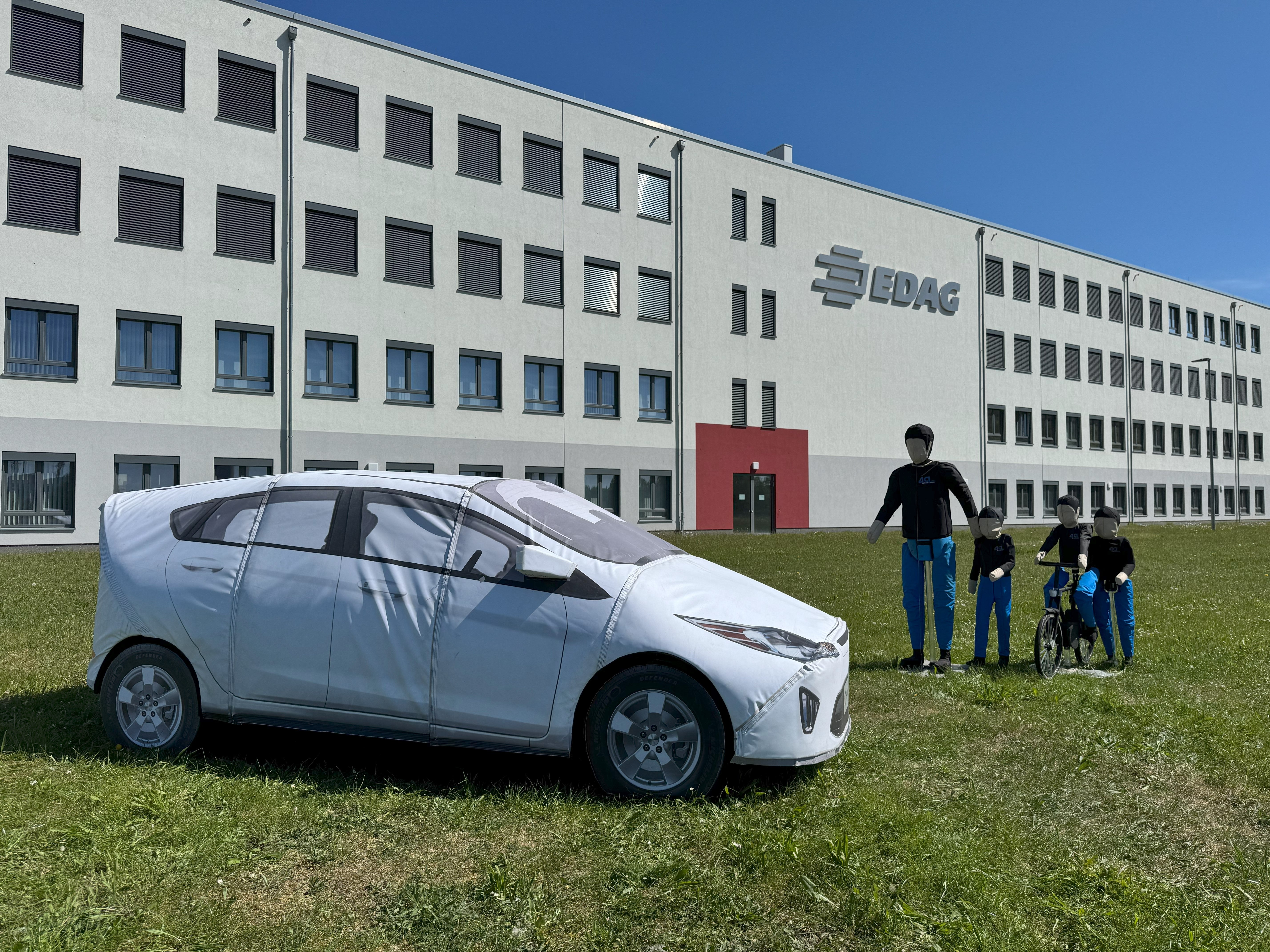 Blind Spot Detection (BSD)