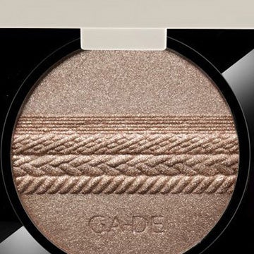 GA-DE VELVETEEN HIGHLIGHTING POWDER