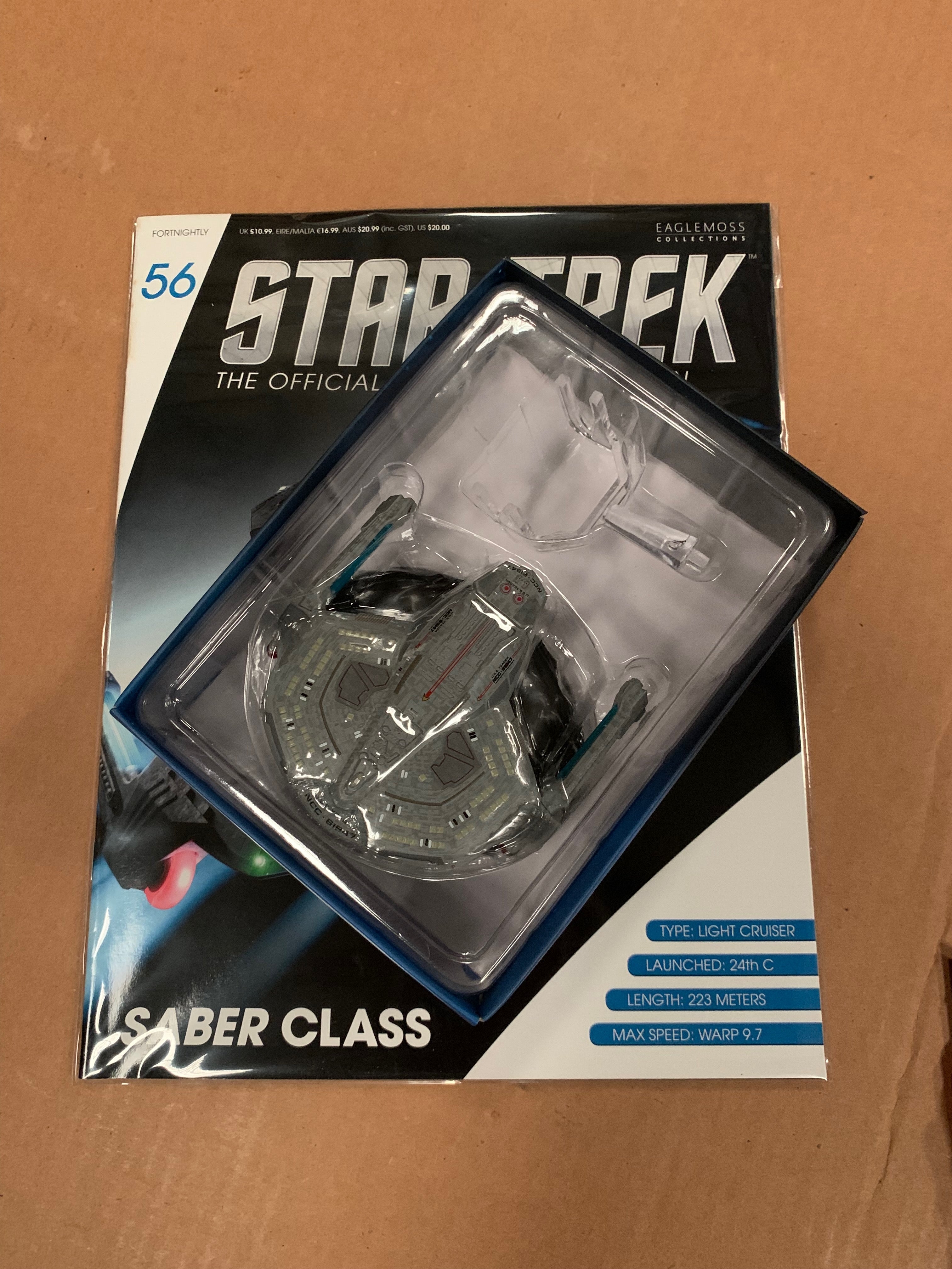 #056 englische Saber Class U.S.S. Yeager Raumschiff Modell mit Magazin Eaglemoss Star Trek