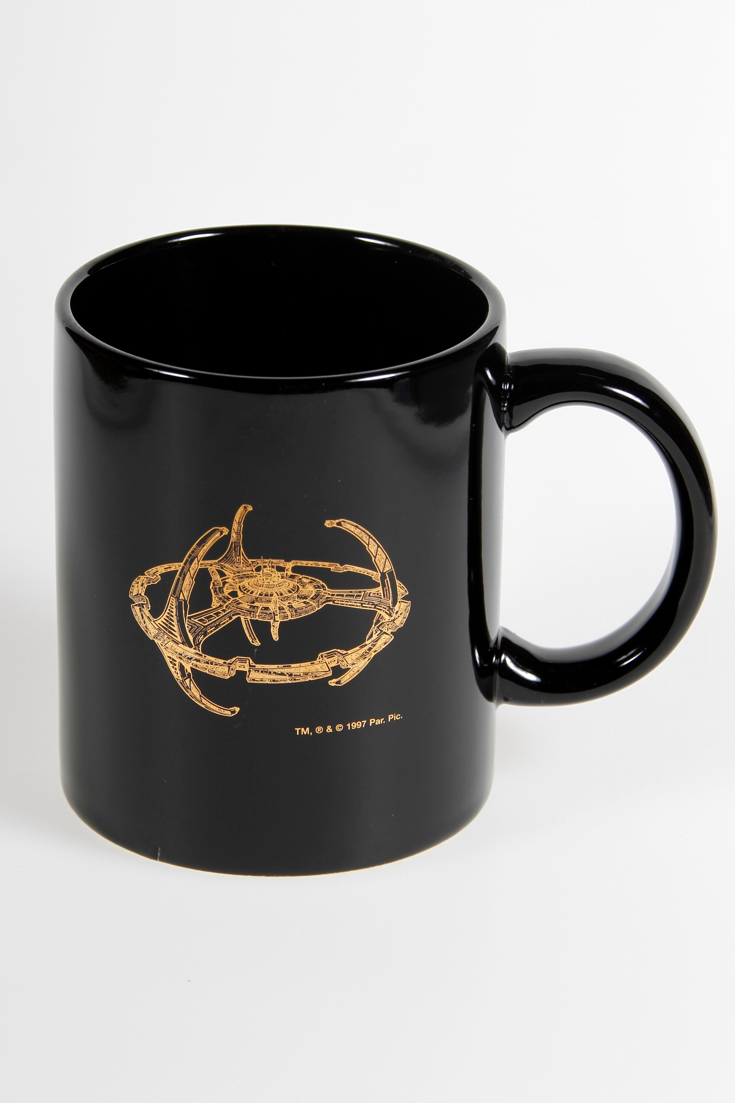 gold plated mug - Deep Space 9 - Station Filmwelt Berlin Star Trek gold plated mug - Deep Space 9 - Station Filmwelt Berlin Star Trek