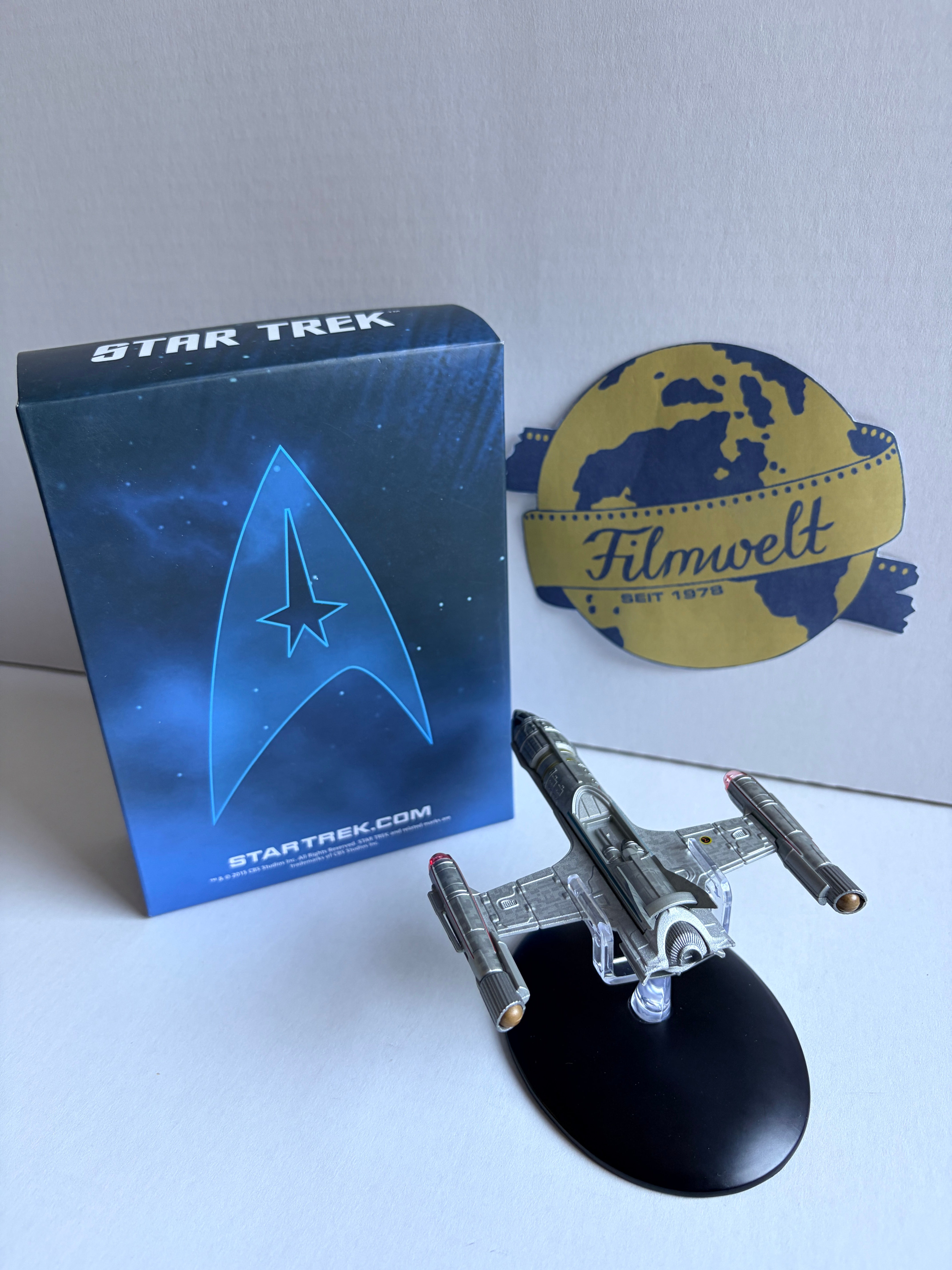 #084 NX-Alpha Star Trek Raumschiff Modell Eaglemoss