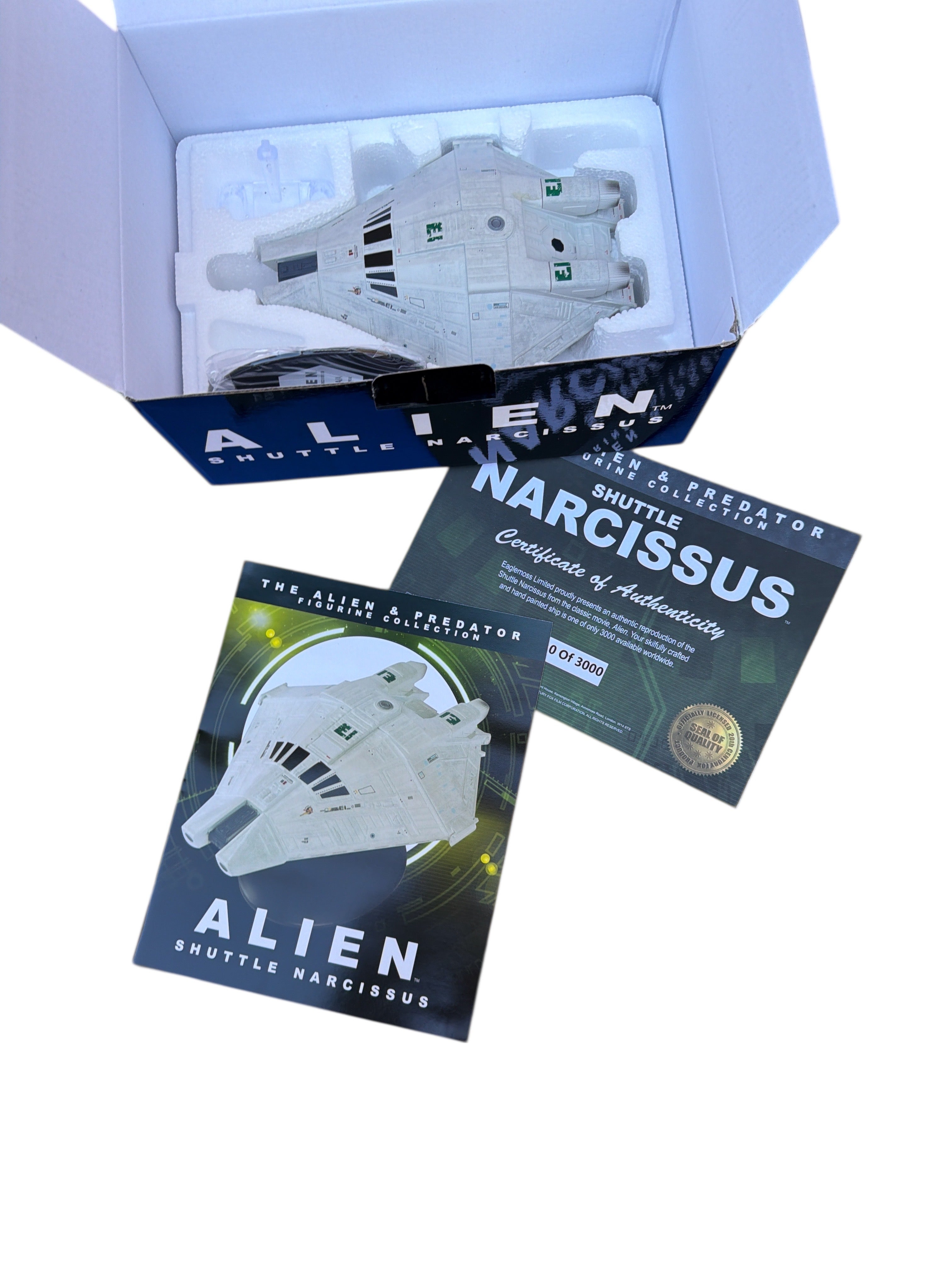 Alien and Predator Narcissus Ship Eaglemoss Hero Collector