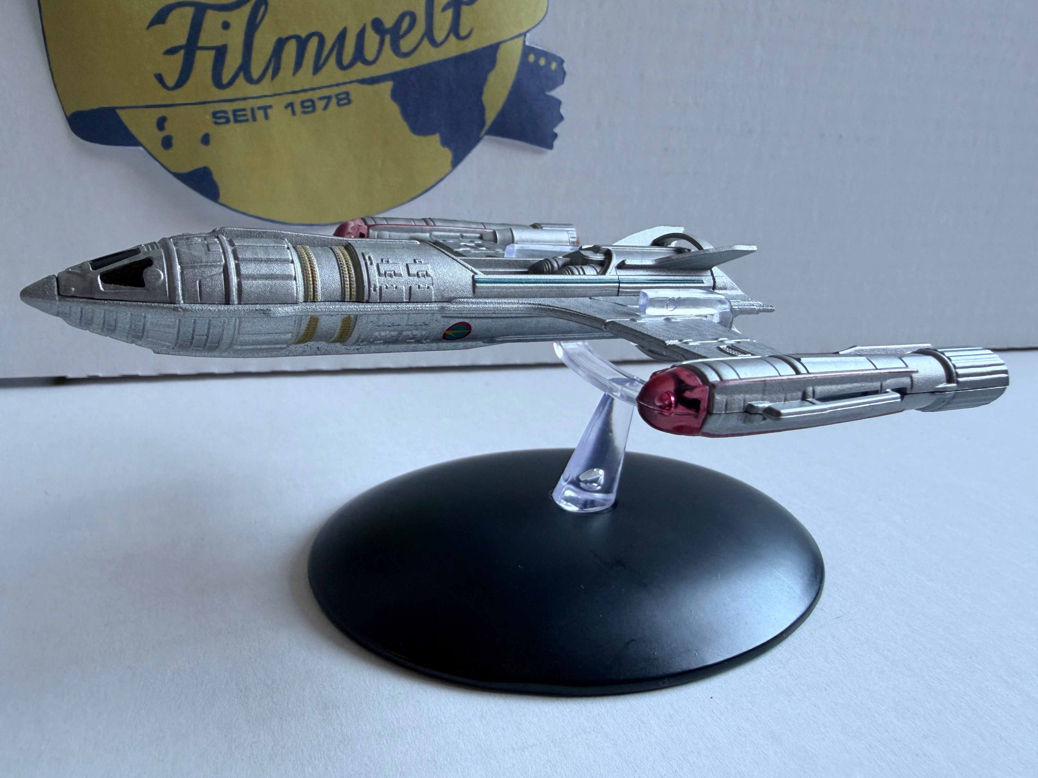 #084 NX-Alpha Star Trek Raumschiff Modell Eaglemoss