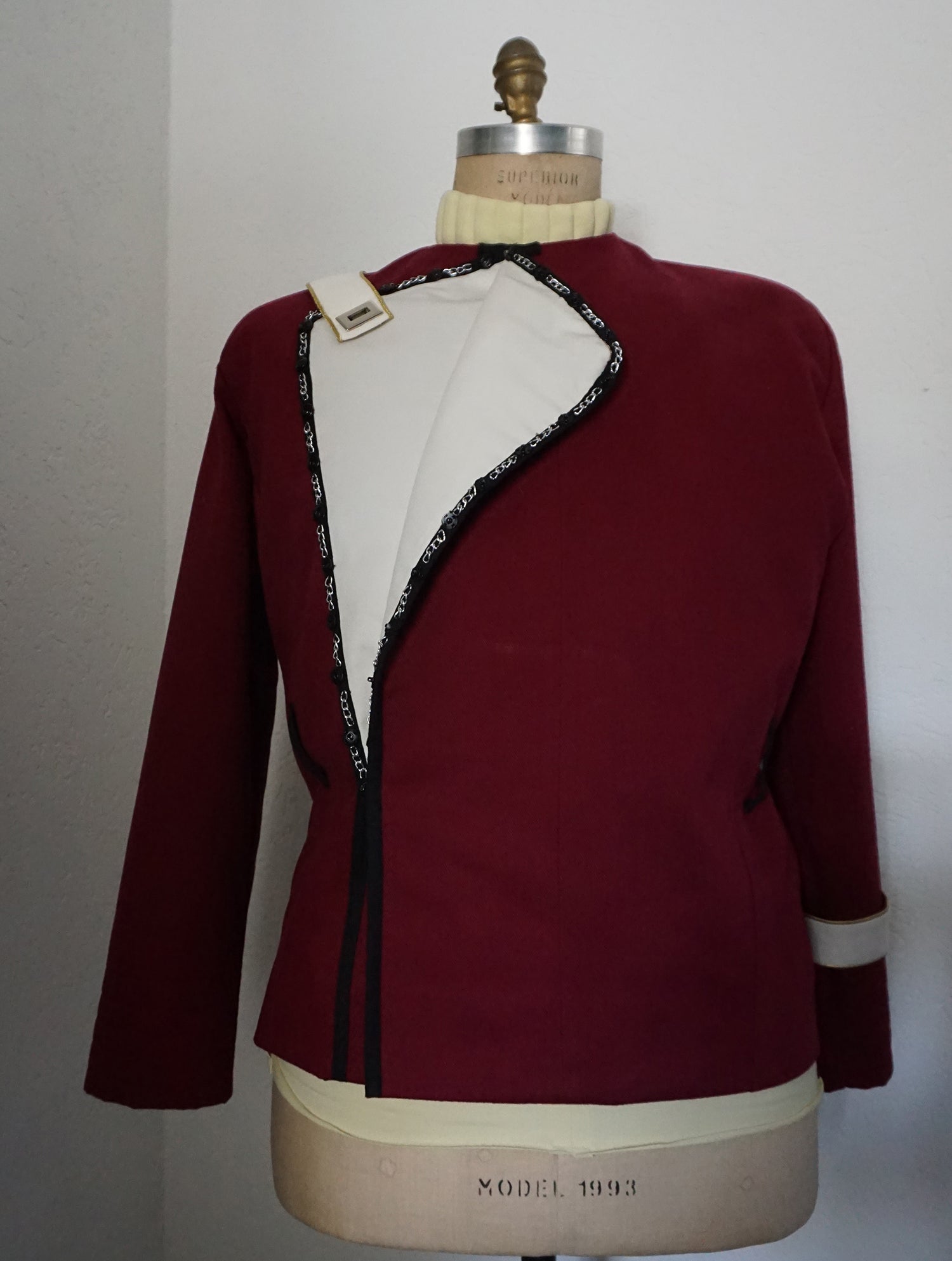 + Monster Maroon Jacke XL - Star Trek + Monster Maroon Jacke XL - Star Trek