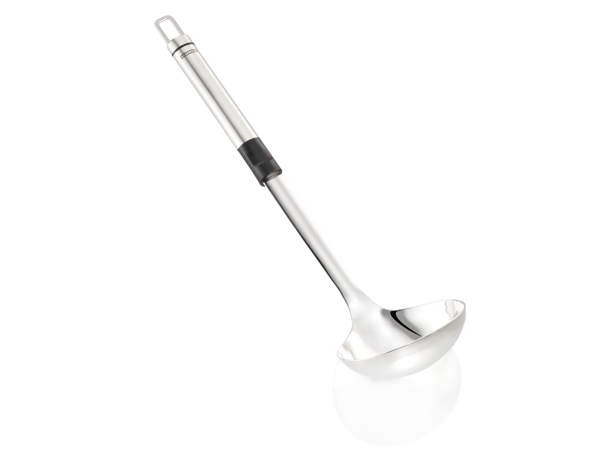Grote roestvrijstalen opscheplepel uit de ProLine serie. De lepel heeft een ergonomisch handvat en een glanzend oppervlak, ideaal voor het serveren van soepen en stoofschotels.