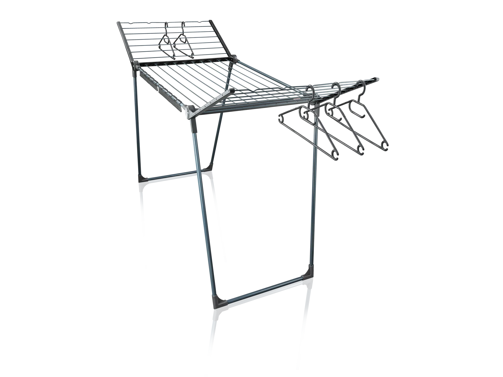 Standtrockner von Leifheit, Modell Pegasus 200 Solid Black, mit stabilen Flügeln und mehreren Kleiderbügeln. Ideal für das Trocknen von Wäsche im Innen- und Außenbereich.