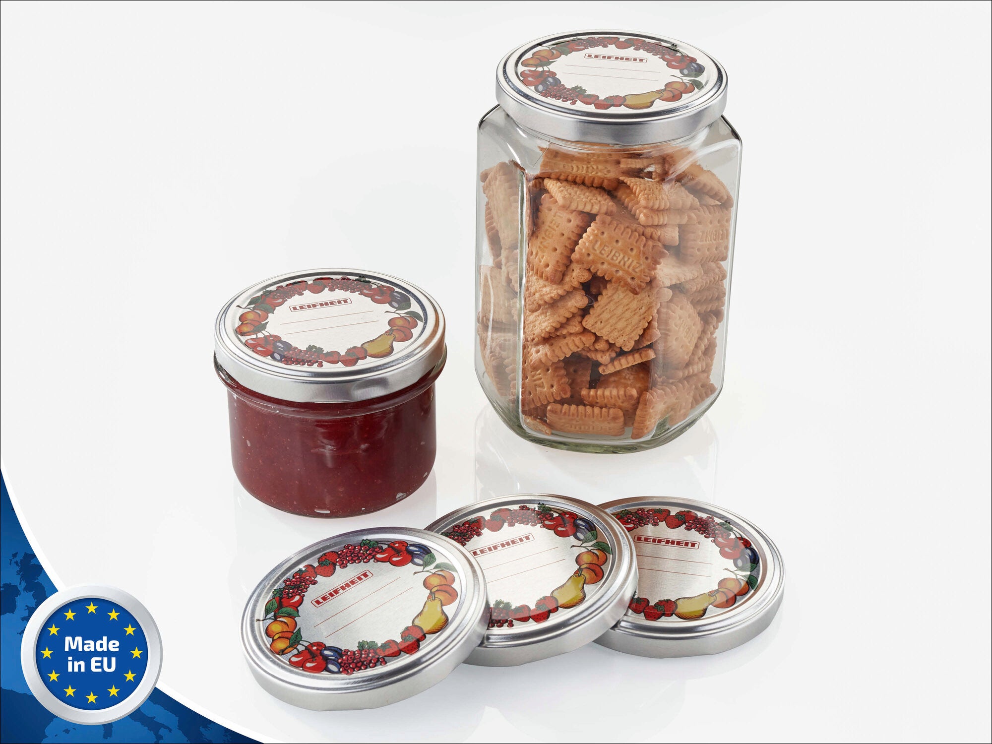 Ersatzdeckel für Sturzglas von Leifheit, passend für 235 ml Gläser. Das Bild zeigt Gläser mit Keksen und Marmelade, sowie drei zusätzliche Deckel. Hergestellt in der EU.