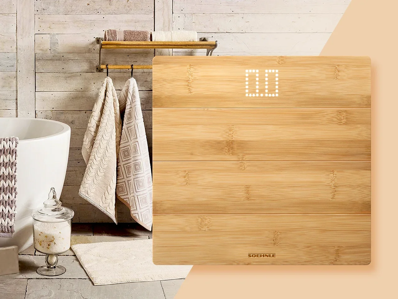 Cyfrowa waga łazienkowa Style Sense Bamboo Magic wykonana z bambusa w stylowej łazience. Waga ma nowoczesny design i czytelny wyświetlacz LED.