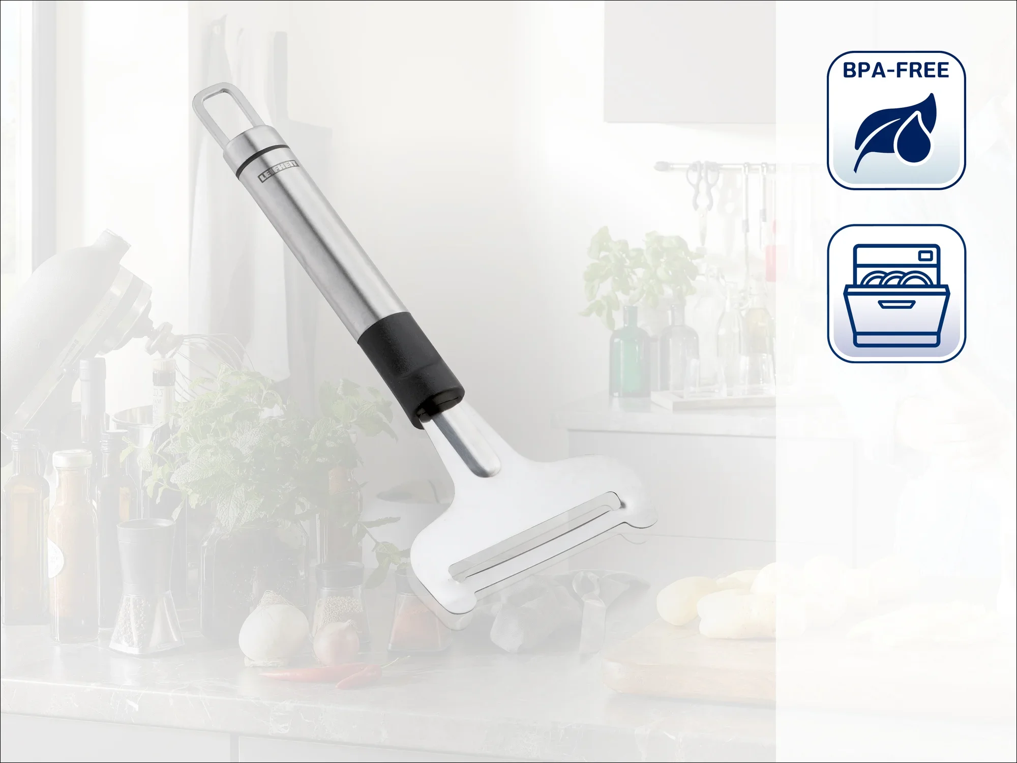 Un coupe-fromage en acier inoxydable de haute qualité avec une poignée ergonomique, idéal pour une coupe précise. Lavable au lave-vaisselle et sans BPA, parfait pour toutes les cuisines modernes.