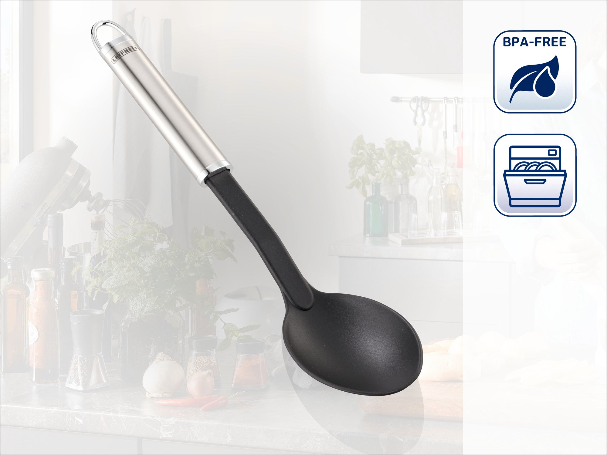 Cuillère de cuisine de haute qualité avec manche ergonomique en acier inoxydable et plastique sans BPA. Idéale pour un usage quotidien et lavable au lave-vaisselle.