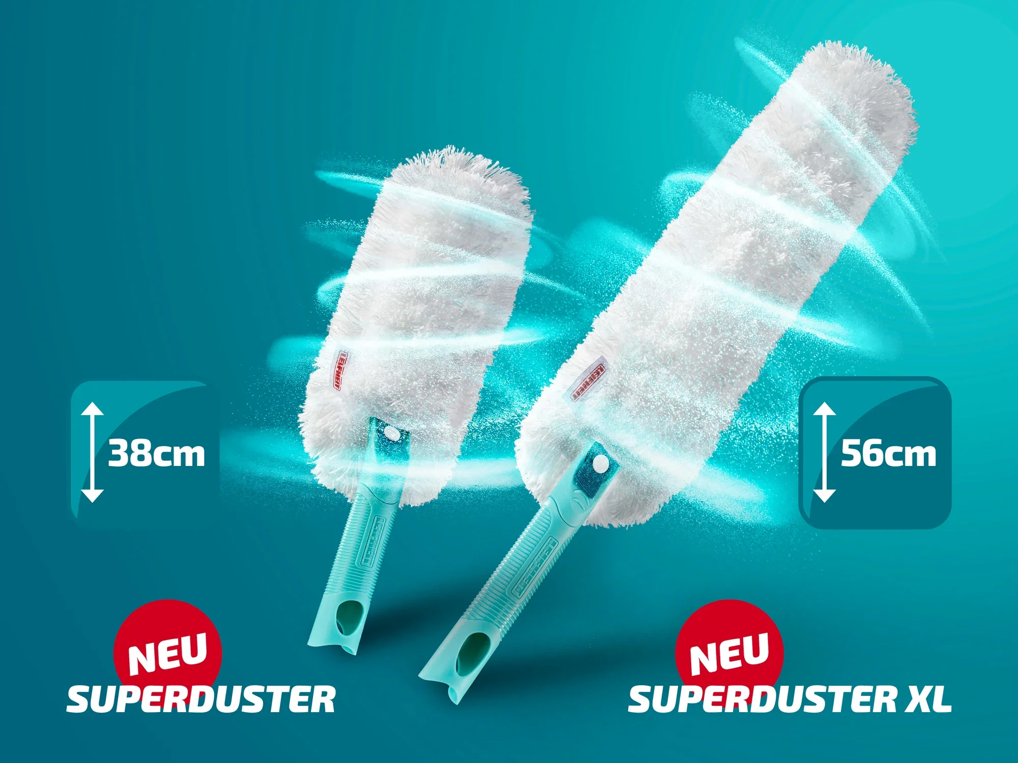 Zwei Staubwedel von Leifheit, der Superduster und der Superduster XL, werden auf einem blauen Hintergrund gezeigt. Der Superduster ist 38 cm lang, der Superduster XL misst 56 cm. Beide sind neu.