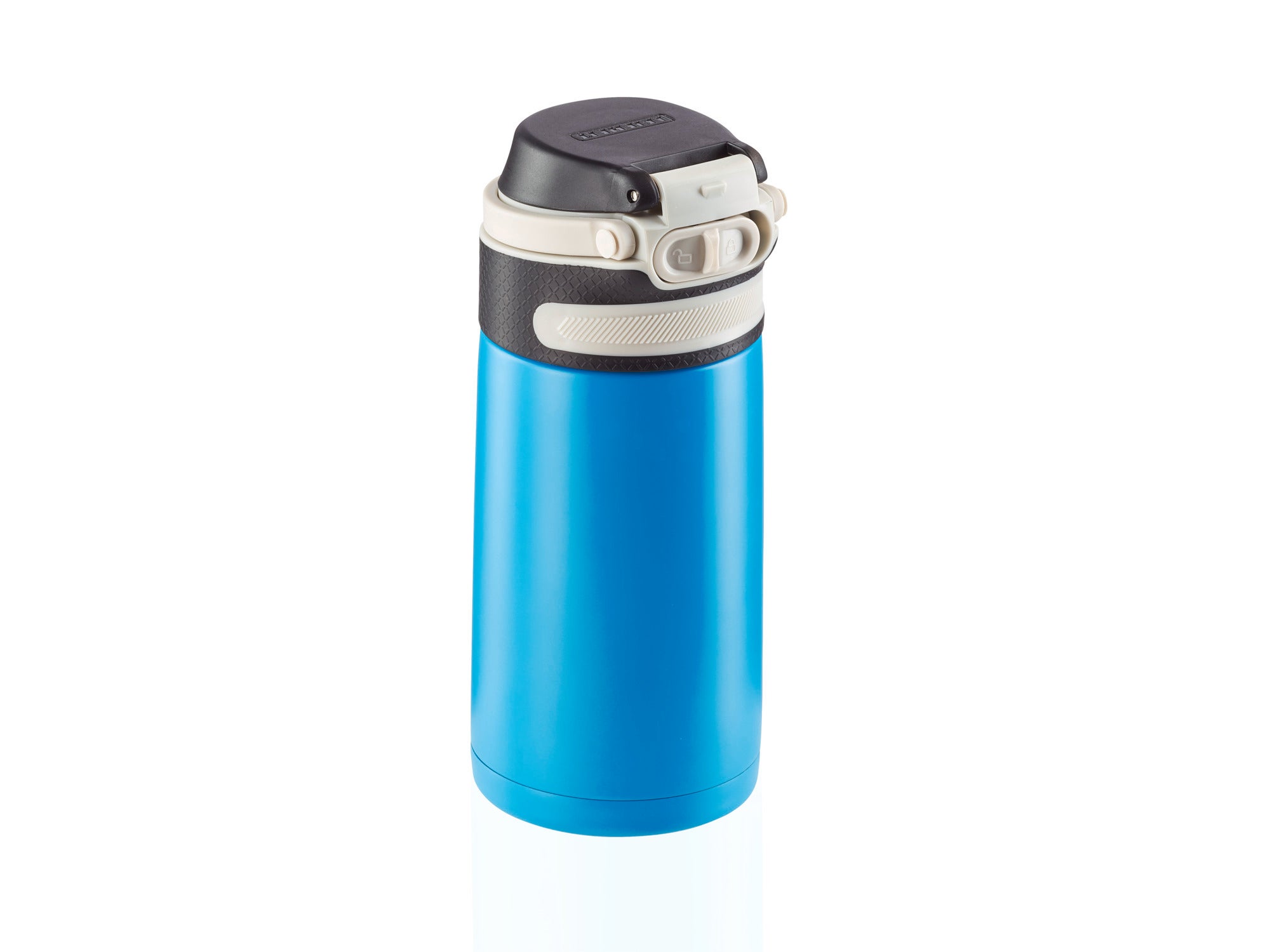 Isolierbecher Flip 350ml in Hellblau. Der Becher hat einen schwarzen Deckel mit einem praktischen Verschlussmechanismus. Ideal für unterwegs, um Getränke warm oder kalt zu halten.