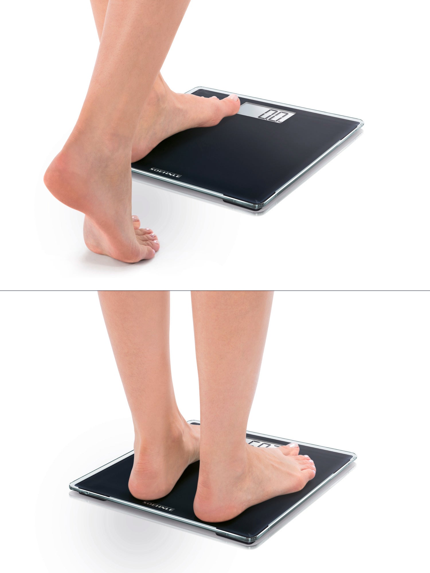 Een persoon staat met blote voeten op een digitale badkamerweegschaal, model Style Sense Compact 100. De weegschaal heeft een slank, modern design en toont het gewicht op een duidelijk display.