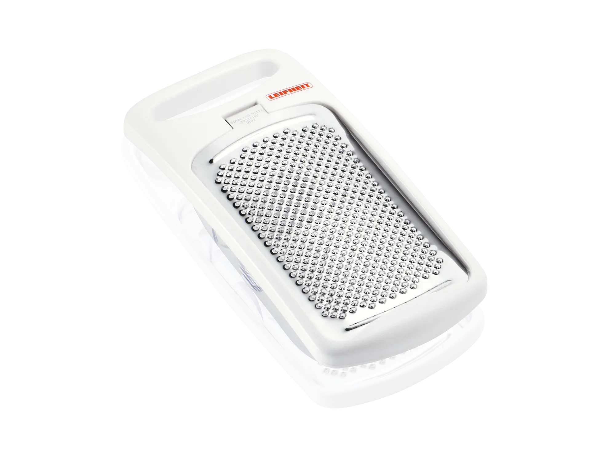 Nootmuskaatrasp van Leifheit in wit. De rasp heeft een ergonomische vorm en een fijn raspoppervlak, ideaal voor het raspen van nootmuskaat. Perfect voor in de keuken.