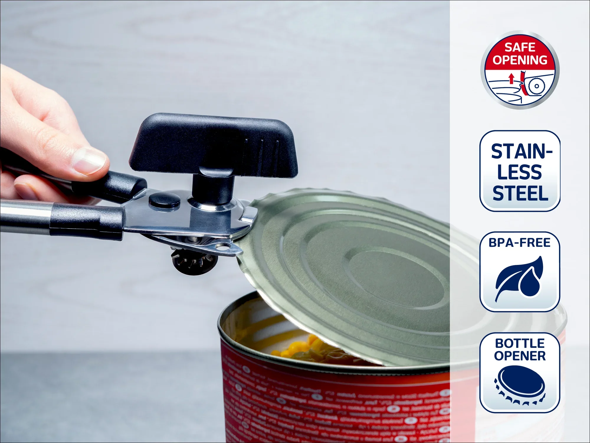 Otwieracz do puszek ze stali nierdzewnej bezpiecznie otwiera puszkę. Produkt jest wolny od BPA i ma zintegrowany otwieracz do butelek. Idealny do bezpiecznej i łatwej obsługi.