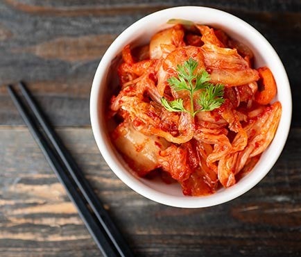 Kimchi - koreanisch fermentierter Kohl