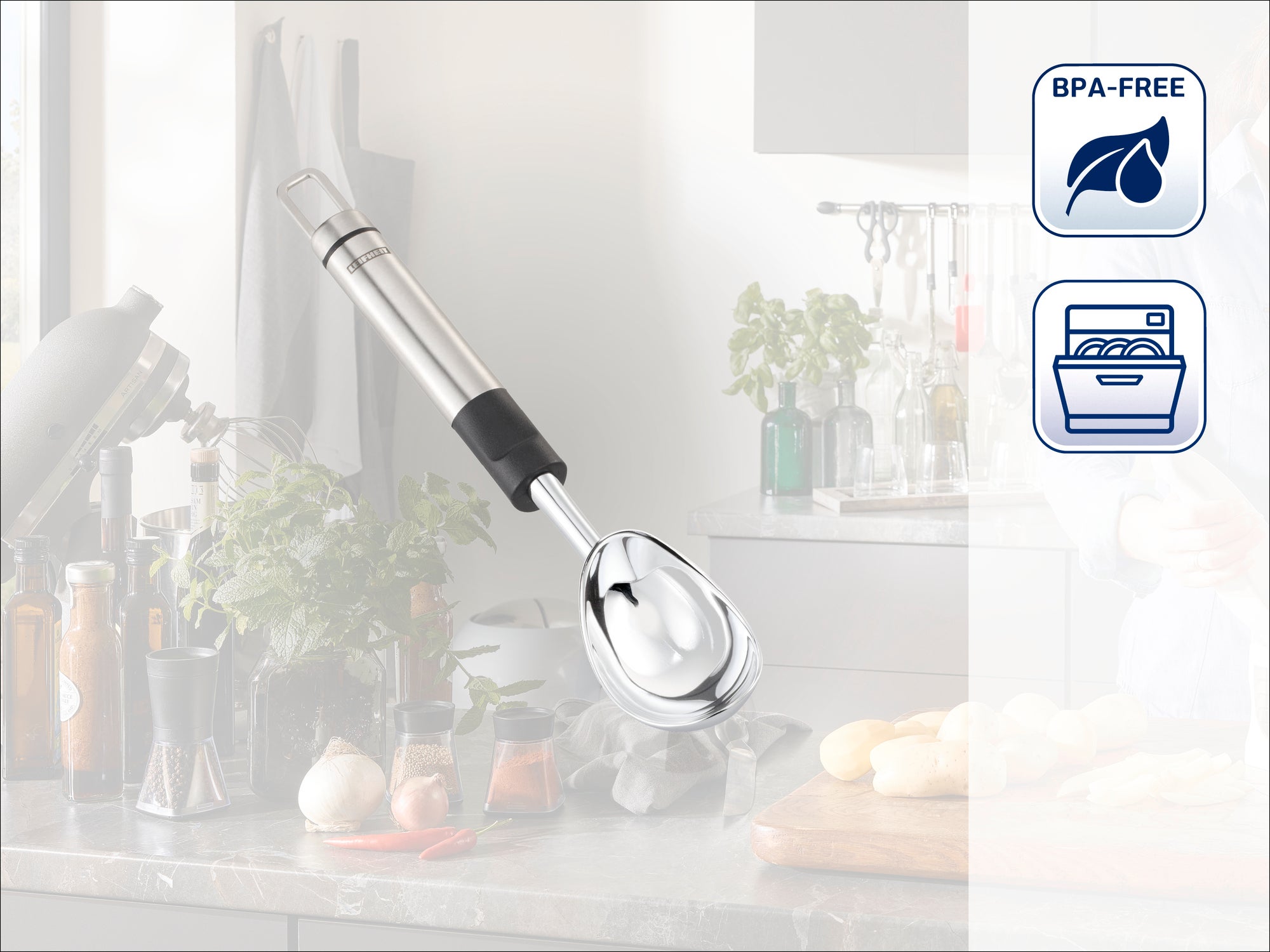 Stainless steel ice cream scoop with ergonomic handle, ideal for even scoops. Dishwasher safe and BPA-free, perfect for everyday use in the kitchen.