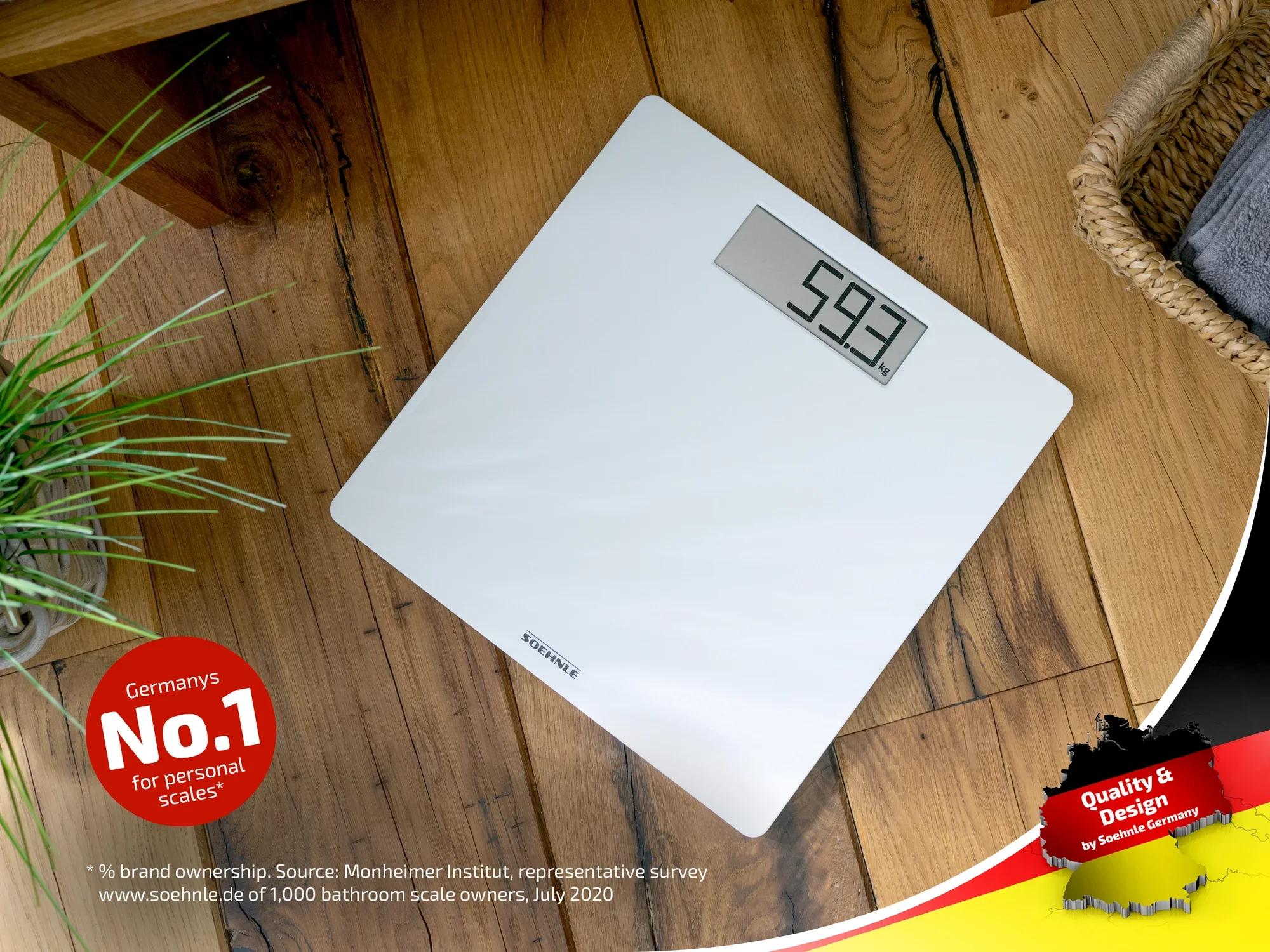 Cyfrowa waga łazienkowa Soehnle na drewnianej podłodze. Wyświetlacz pokazuje 59,3 kg. Czerwona pieczęć wskazuje, że Soehnle jest numerem 1 w Niemczech.