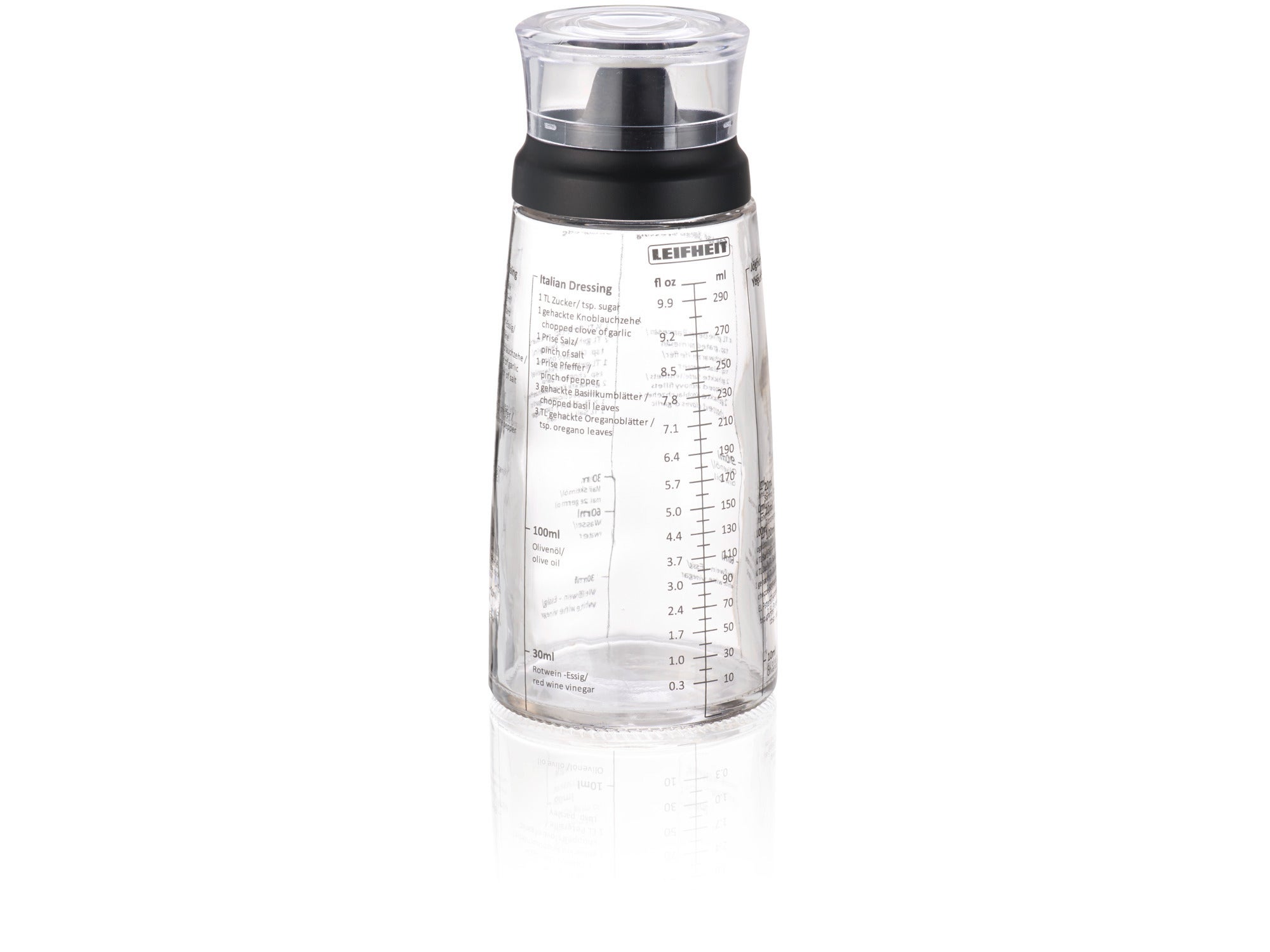 Salat-Dressing-Shaker aus klarem Glas mit schwarzem Deckel. Der Shaker hat Messskalen und Rezeptangaben auf der Seite, ideal zum Mischen von Dressings.
