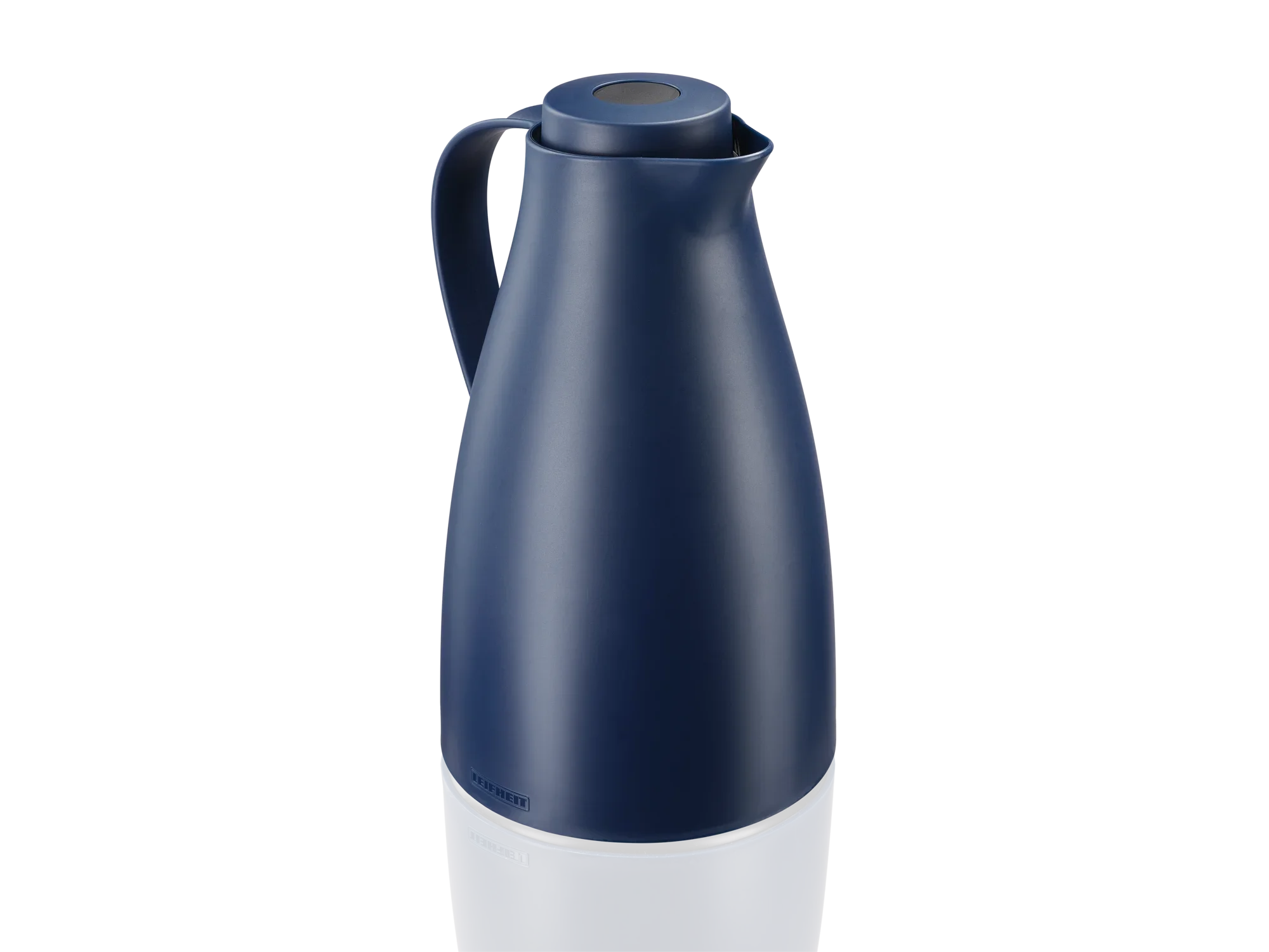 Harmonic isoleerkan in donkerblauw. De elegante kan heeft een modern ontwerp met een praktisch handvat en veilige sluiting. Ideaal voor warme en koude dranken.