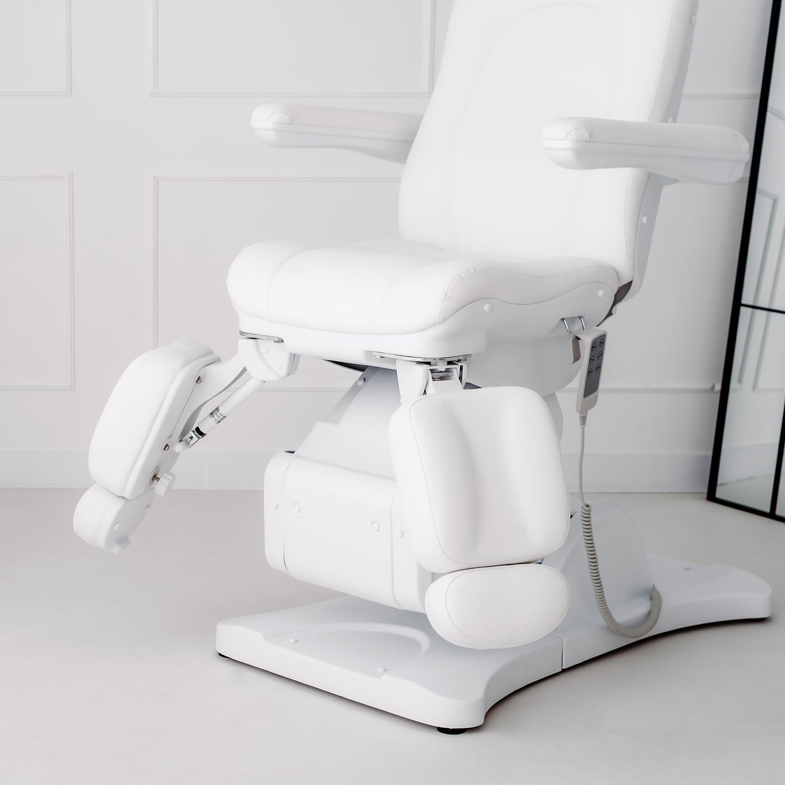 HABYS Sorina PRO 7 – elektrische Kosmetikliege für Beauty & Podologie