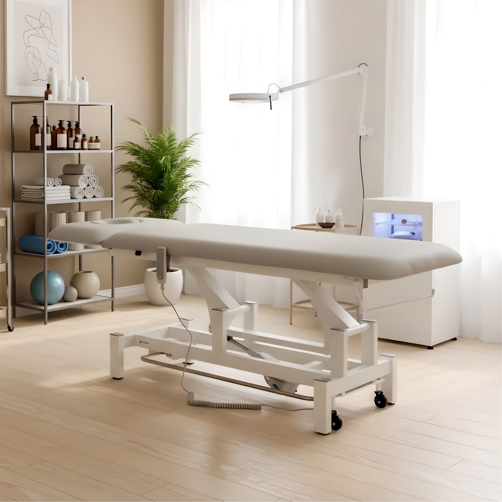 Elektrische Massageliege FORTIS 2 ERGO plus mit Hand- und Fußsteuerung