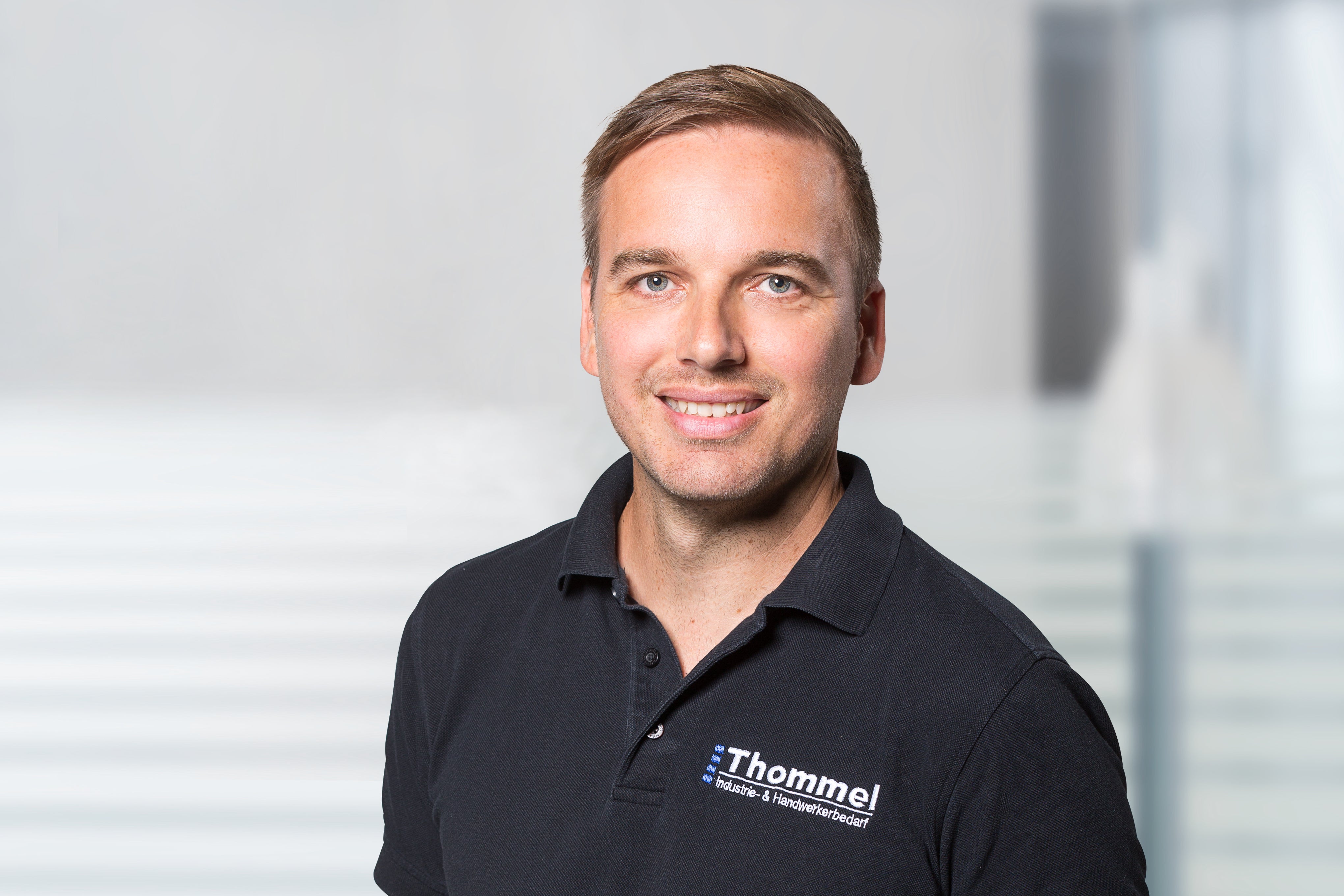polohemd, schwarz, herrenkleidung, logo-stickerei, bekleidung