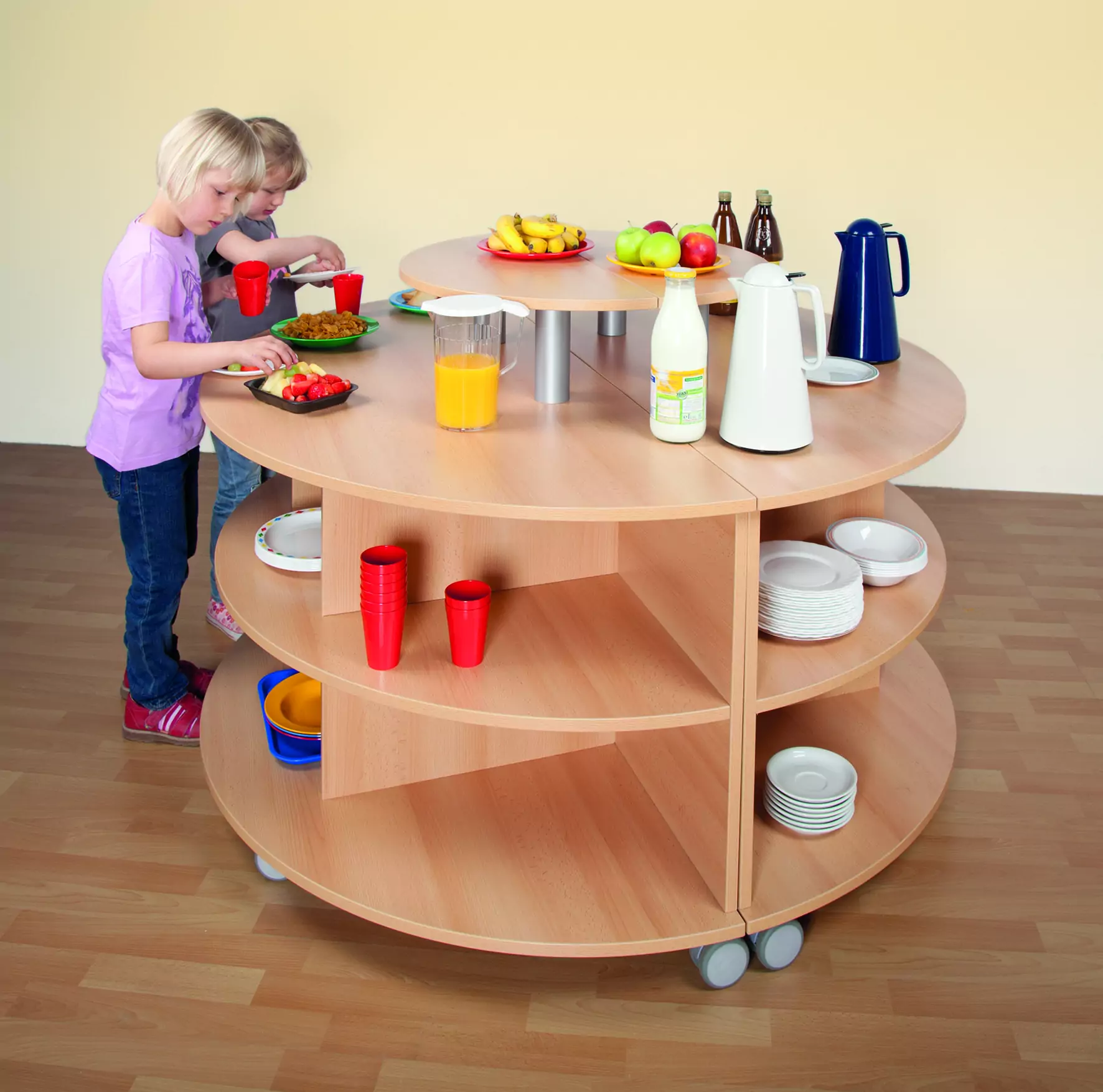 Frühstücksinsel bestehend aus 2 Halbkreisen, auf Rollen zu einer Insel stellbar aus der Kategorie Küchen