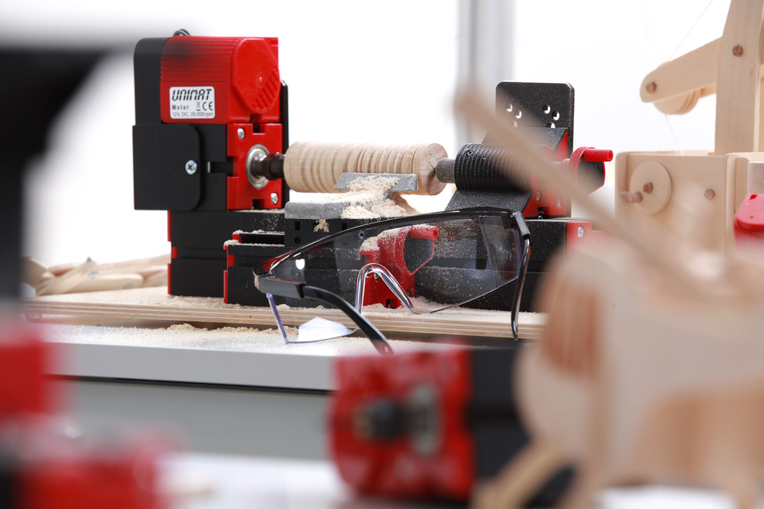 PLAYmake EDU Set: Stichsäge, Bohrmaschine, Schleifmaschine, Drechselbnk aus der Kategorie Lehrmittel