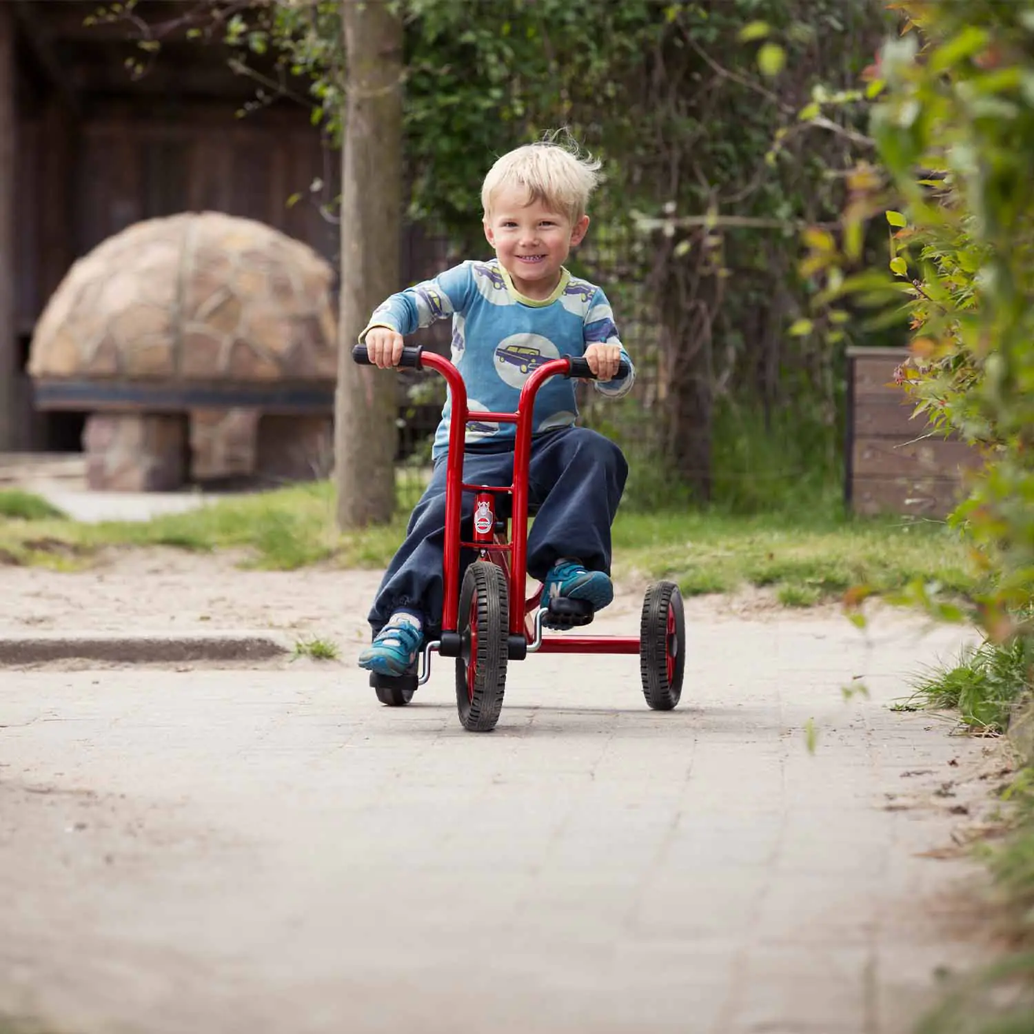 Dreirad Mittel für Kinder von 3-6 Jahren aus der Kategorie Outdoor
