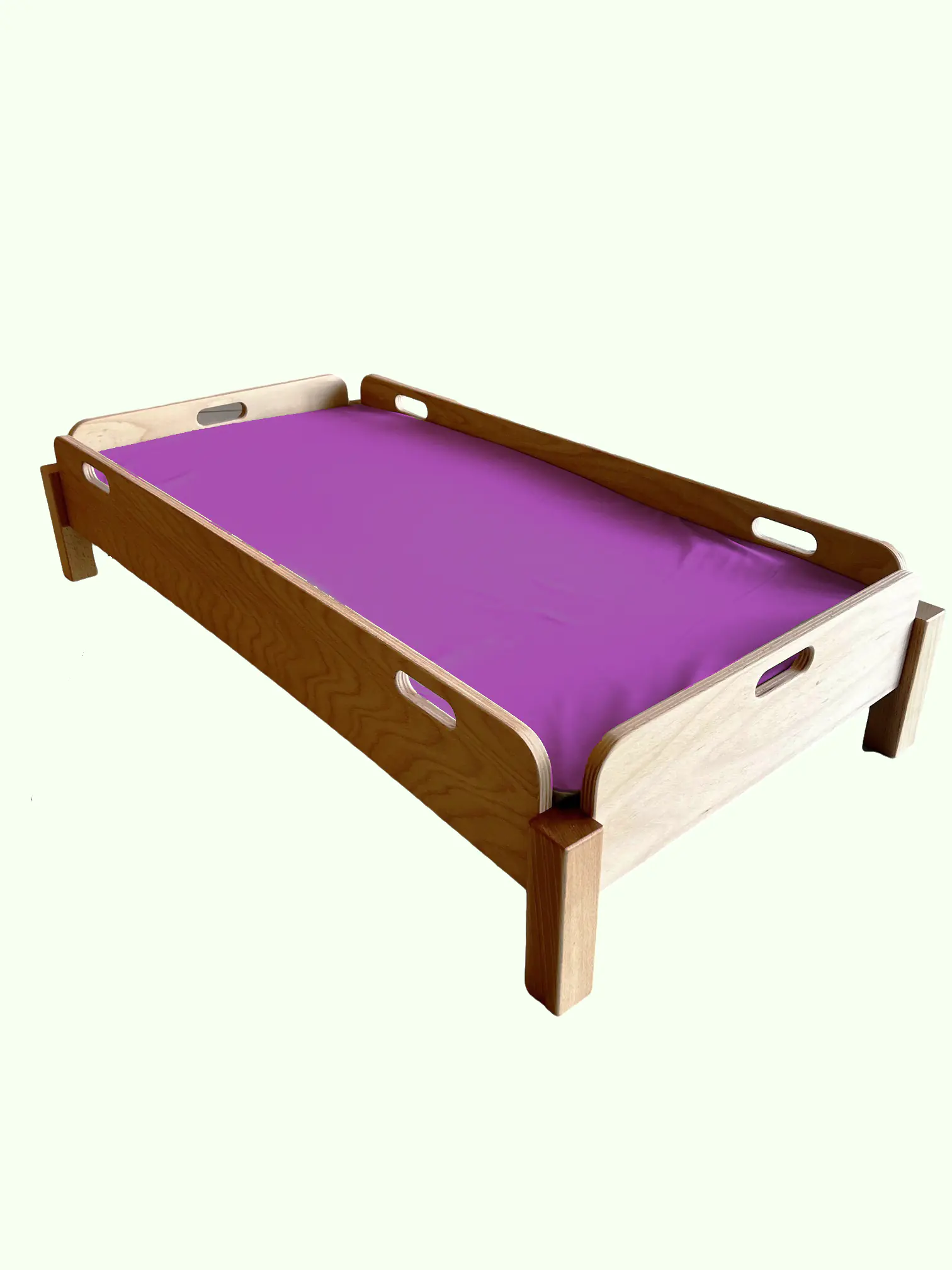 Stapelliege aus Buche Massivholz inklusive Matratze 120 x 60 cm, ohne Rollen, kleine Aufkantung aus der Kategorie Schlafgelegenheiten