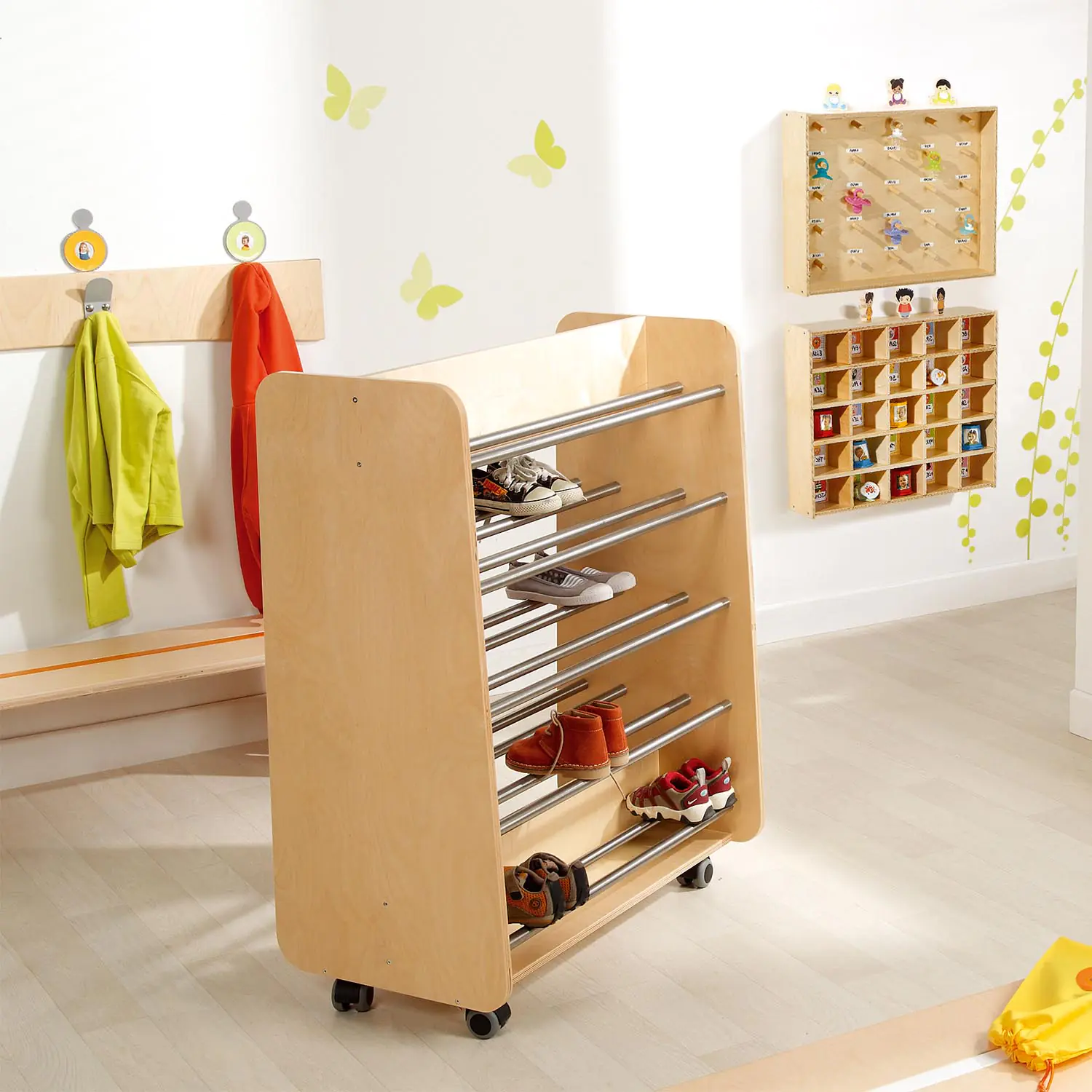 Schuhwagen für bis zu 40 Paar Schuhe, B/H/T 42 x 90 x 76 cm,  Buche Multiplex natur
  aus der Kategorie freistehende Garderoben