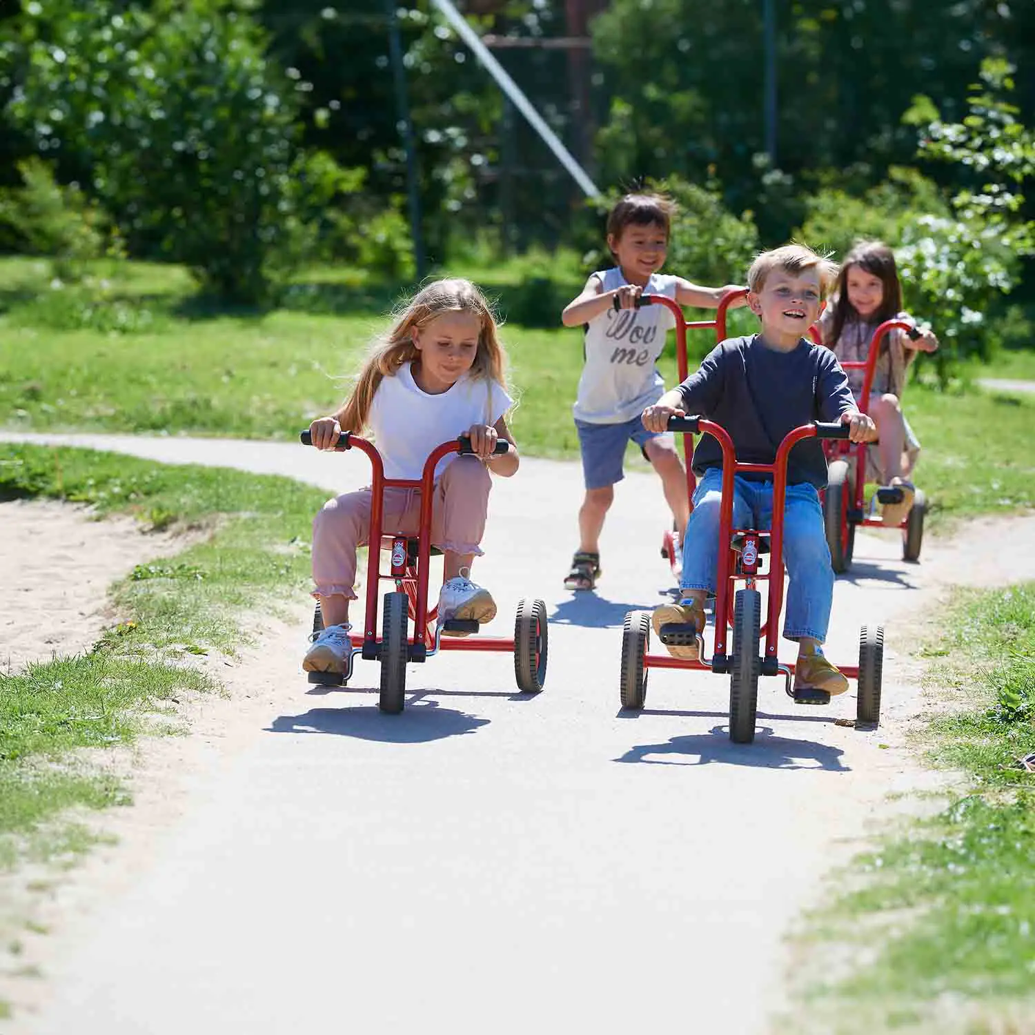Dreirad Mittel für Kinder von 3-6 Jahren aus der Kategorie Outdoor