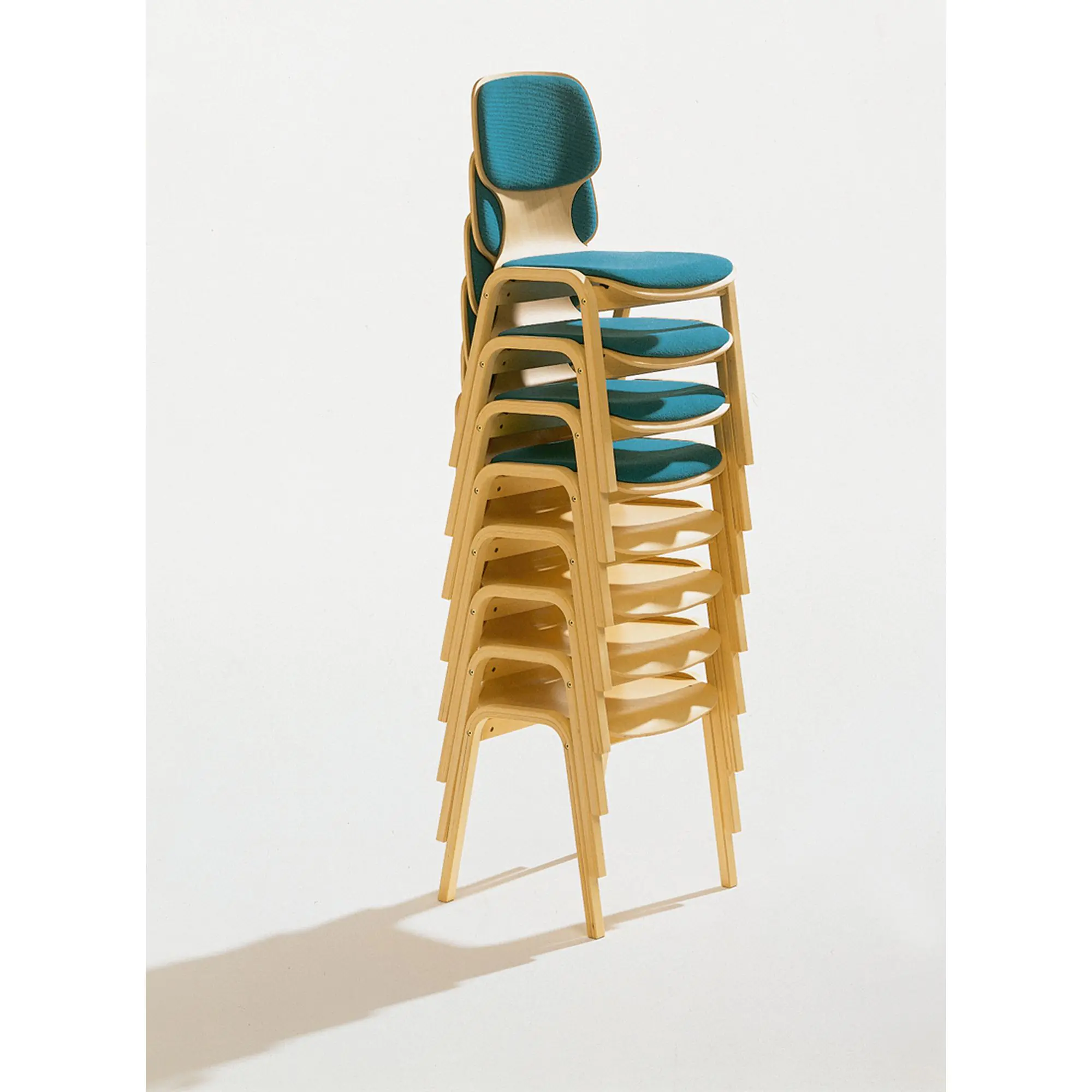 Holz-Polsterstuhl ohne Armlehne, mit Sitz- und Rückenpolster, aus der Kategorie Gestell Holz - Schale Holz