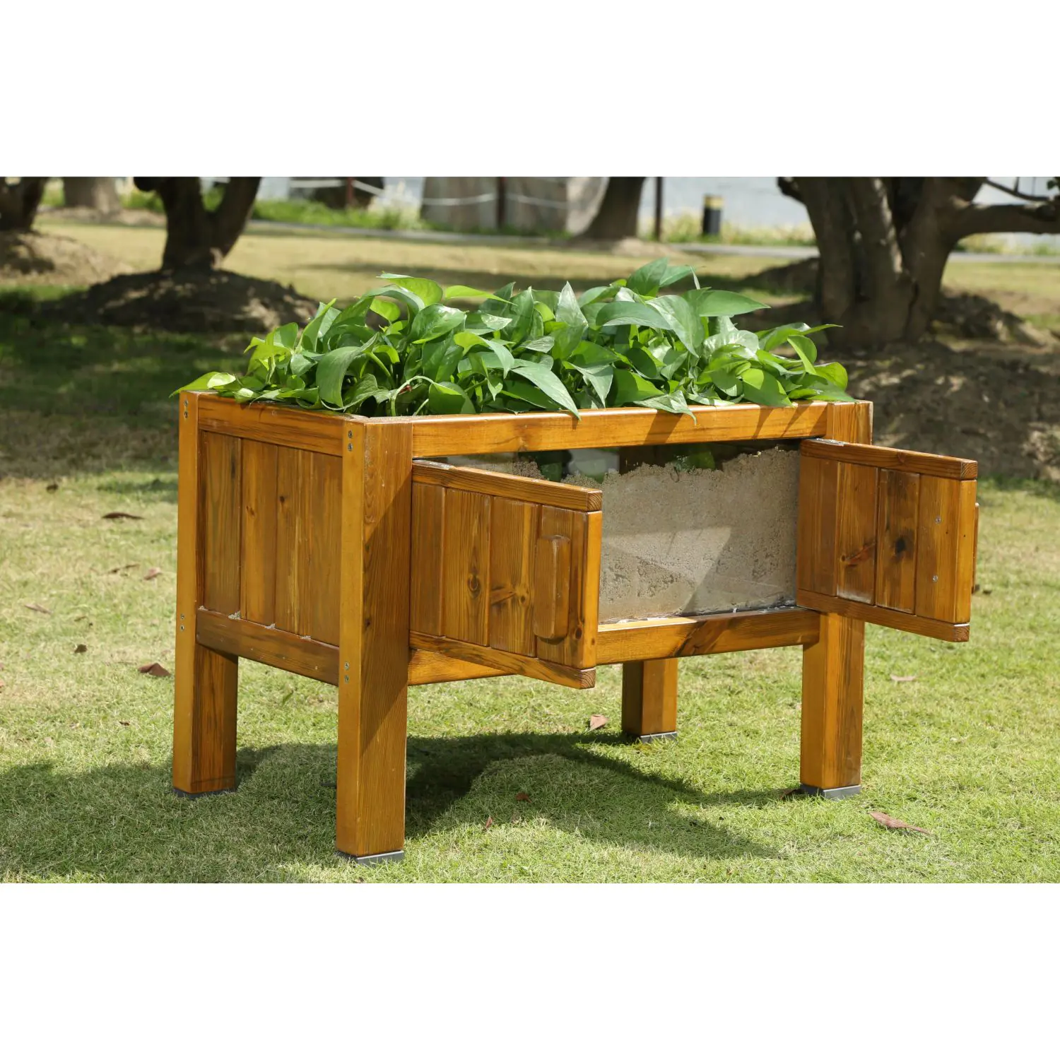 Outdoor-Pflanzkasten mit Wurzelfenster aus der Kategorie Outdoor