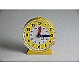 Lernuhr mit 12- und 24-Stunden Anzeige, aus stabilem Kunststoff (Ø 11 cm) aus der Kategorie Uhr und Zeit