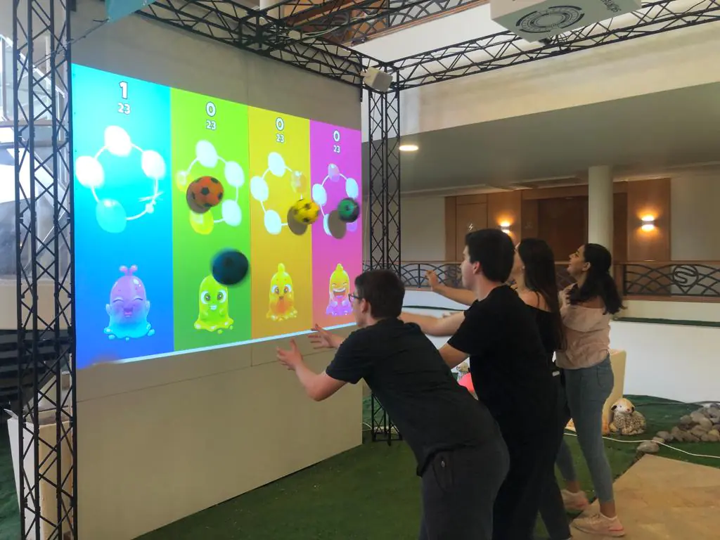 ActiveFloor SPORTSWALL MAX3 Premium - Wandprojektion aus der Kategorie ActiveFloor