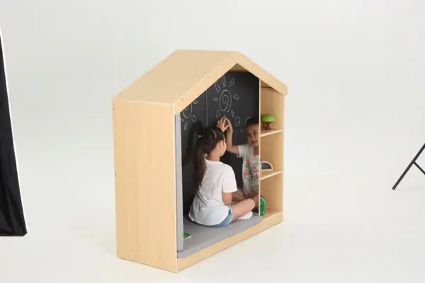 Wisdom Owlaf | Spiel- und Kuschelhaus | 121 x 47 x 120 cm | Holz aus der Kategorie Bausteine & Spiellandschaften