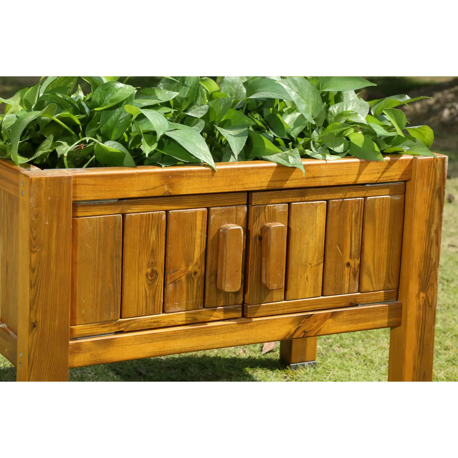Outdoor-Pflanzkasten mit Wurzelfenster aus der Kategorie Outdoor