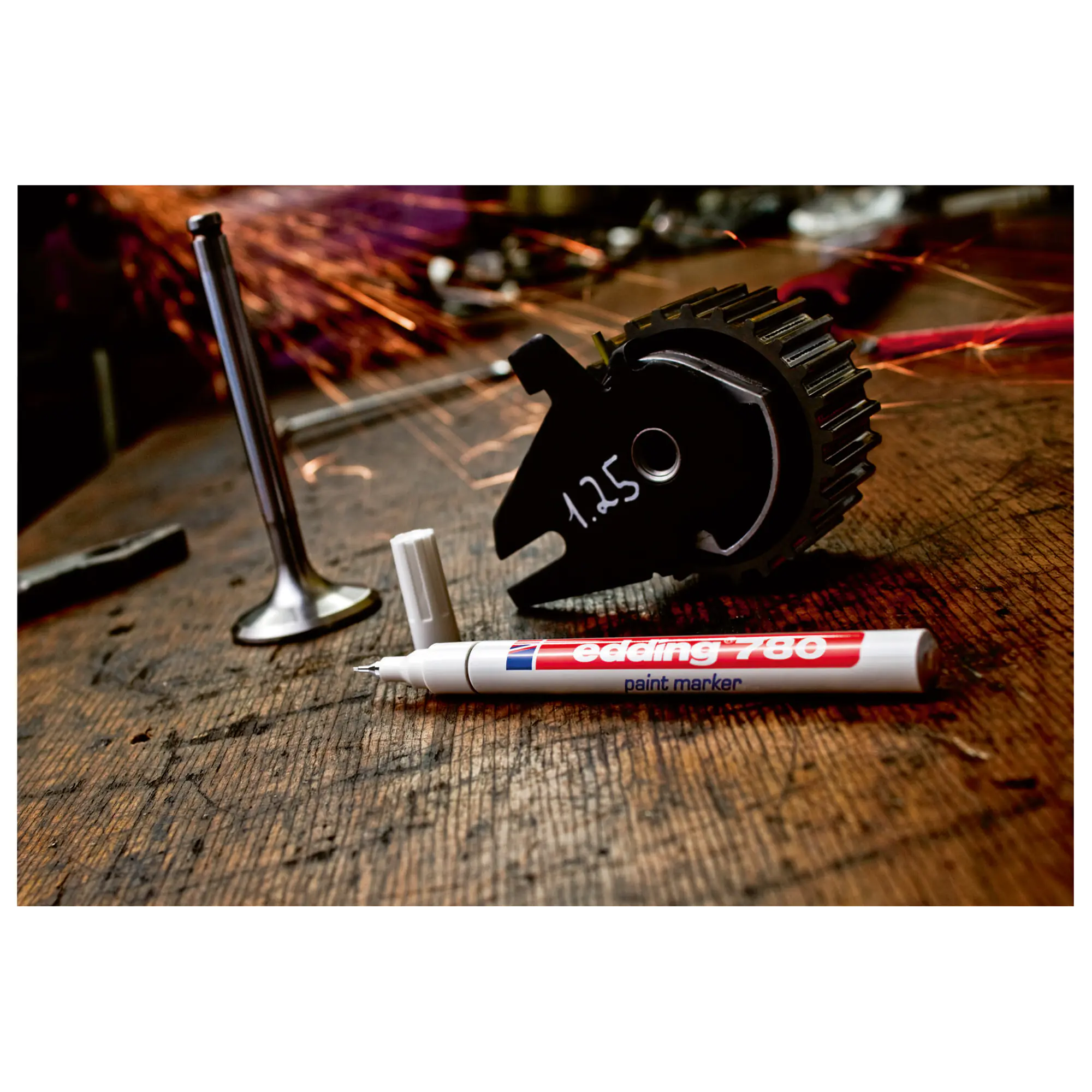 edding Lackmarker 780 0,8mm Rundspitze permanent rt aus der Kategorie Farben & Stifte