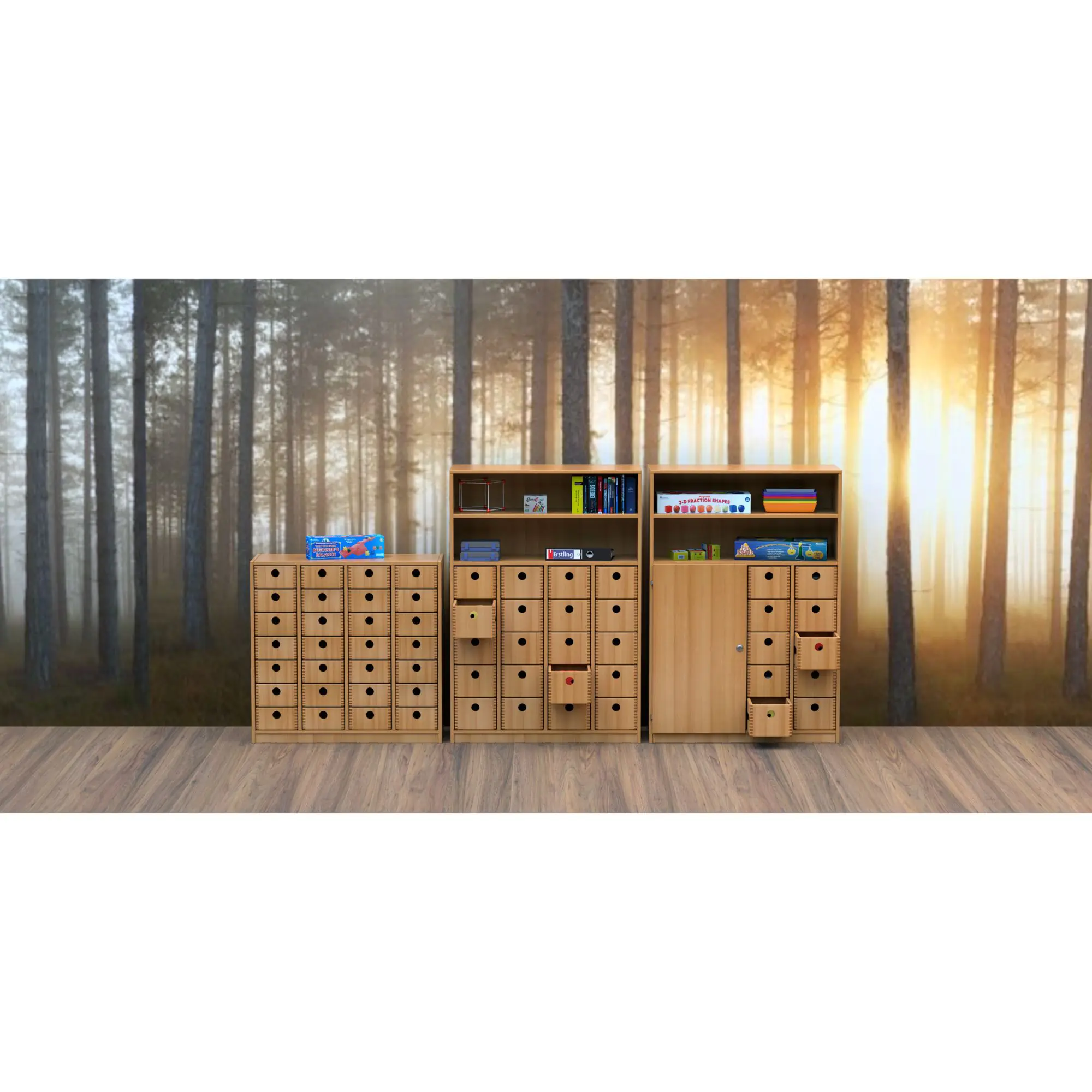 Schrank mit 10 Massivholzkästen, 144 cm hoch, 100x40 cm (B/T), Regalaufsatz, Tür aus der Kategorie -Schränke mit Massivholzkästen