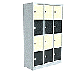 Schließfachschrank aus Stahl, 195 cm hoch, 122x50 cm (B/T), 12 Fächer, 3-spaltig, aus der Kategorie Schließfachschränke Schüler