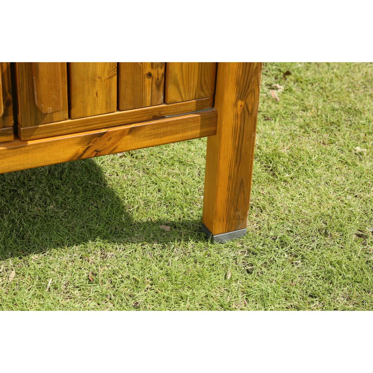 Outdoor-Pflanzkasten mit Wurzelfenster aus der Kategorie Outdoor