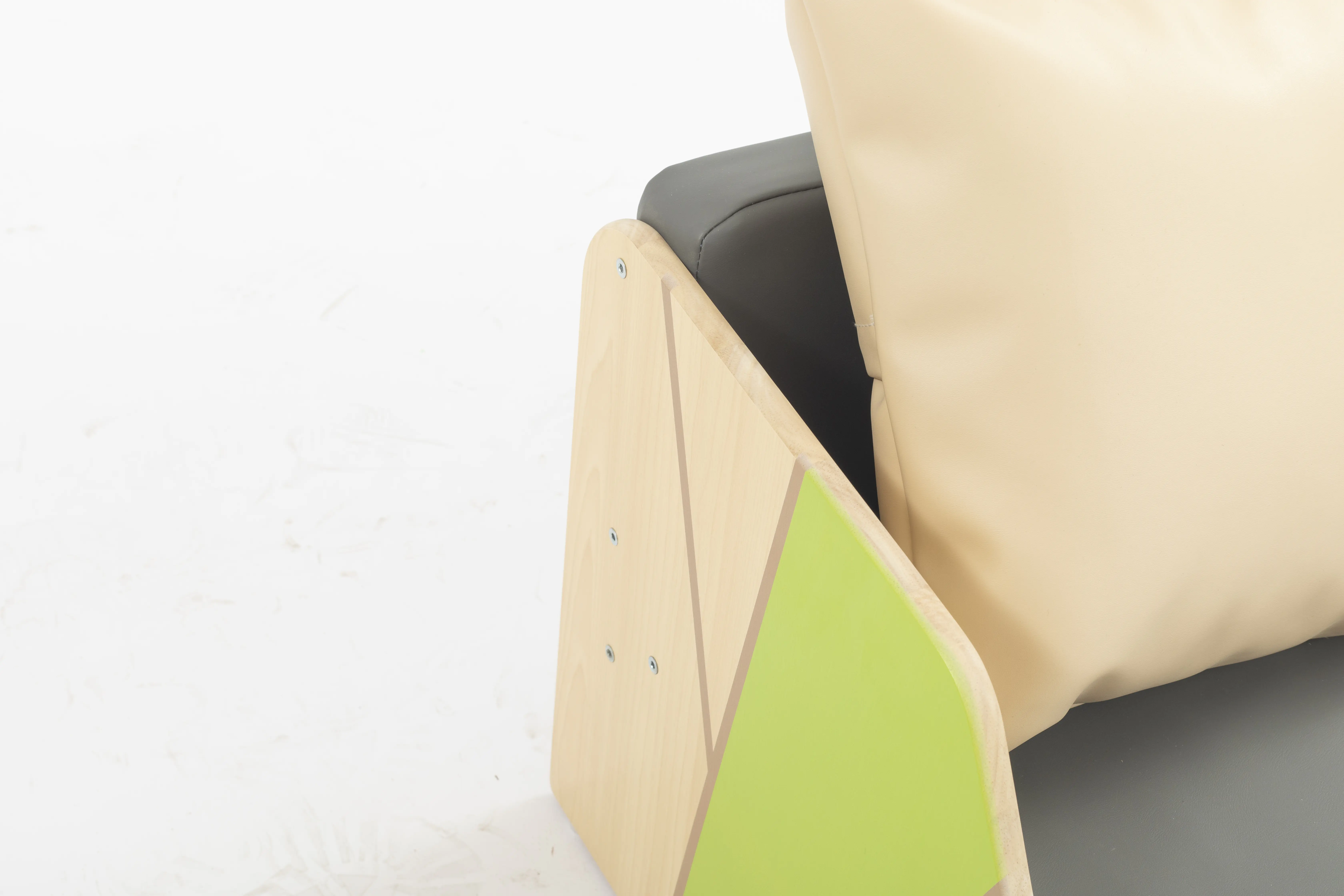 Wisdom Owlaf | Kleines Sofa mit Sitzkissen | Polster | grau, grün | 92 cm x 46 cm x 44 cm aus der Kategorie Alle Produkte