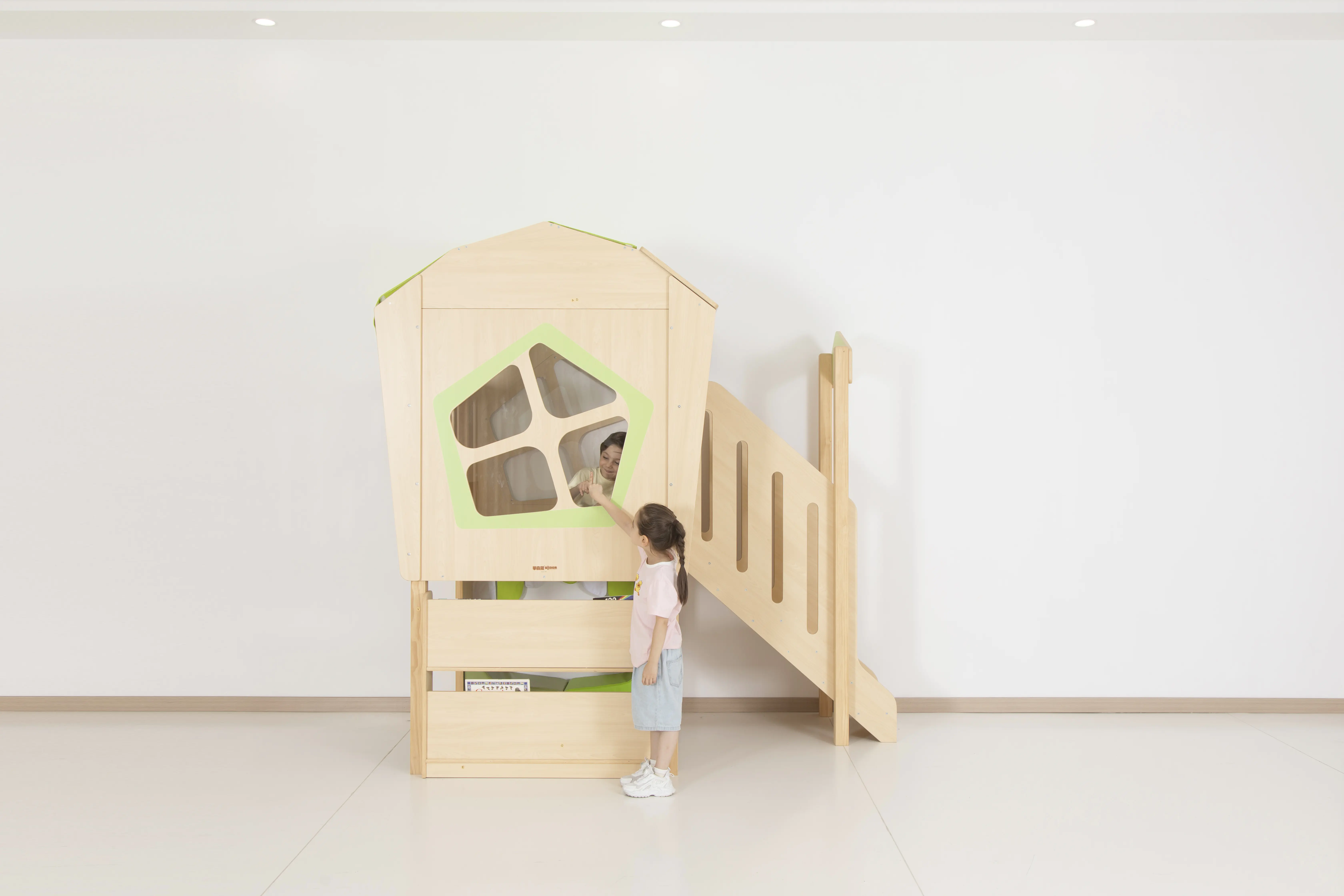 Wisdom Owlaf | Baumhaus | 226 x 116 x 229 cm | Holz aus der Kategorie Bausteine & Spiellandschaften