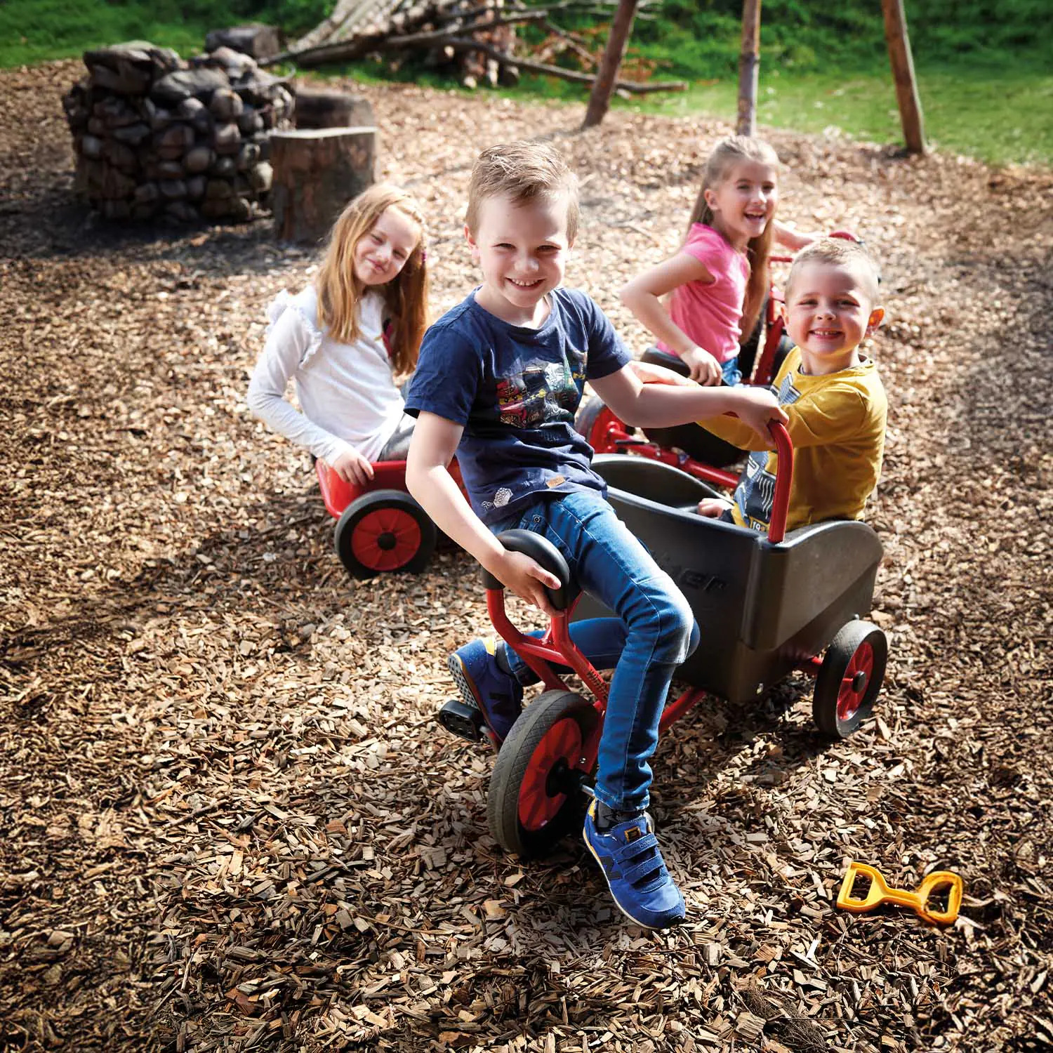 Dreirad mit Transportbox „Kangaroo“ für Kinder von 4-7 aus der Kategorie Outdoor