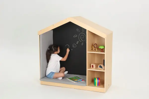 Wisdom Owlaf | Spiel- und Kuschelhaus | 121 x 47 x 120 cm | Holz aus der Kategorie Bausteine & Spiellandschaften