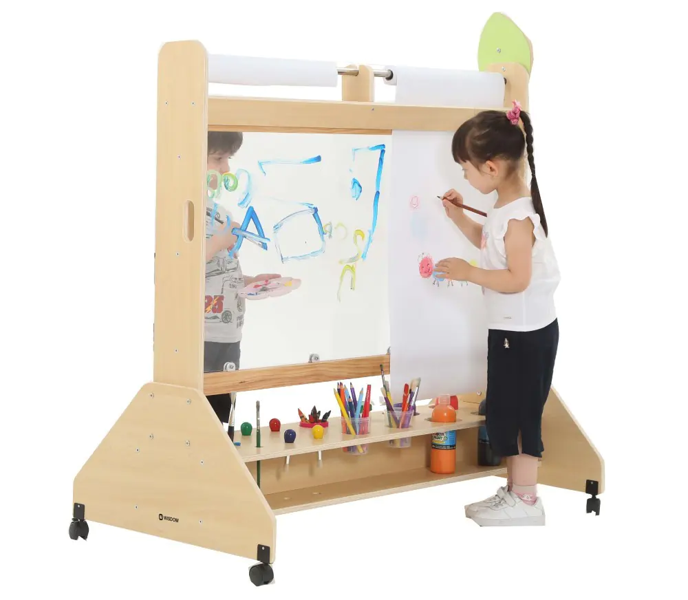 Mobile Maltafel aus der Kategorie Spielpodeste