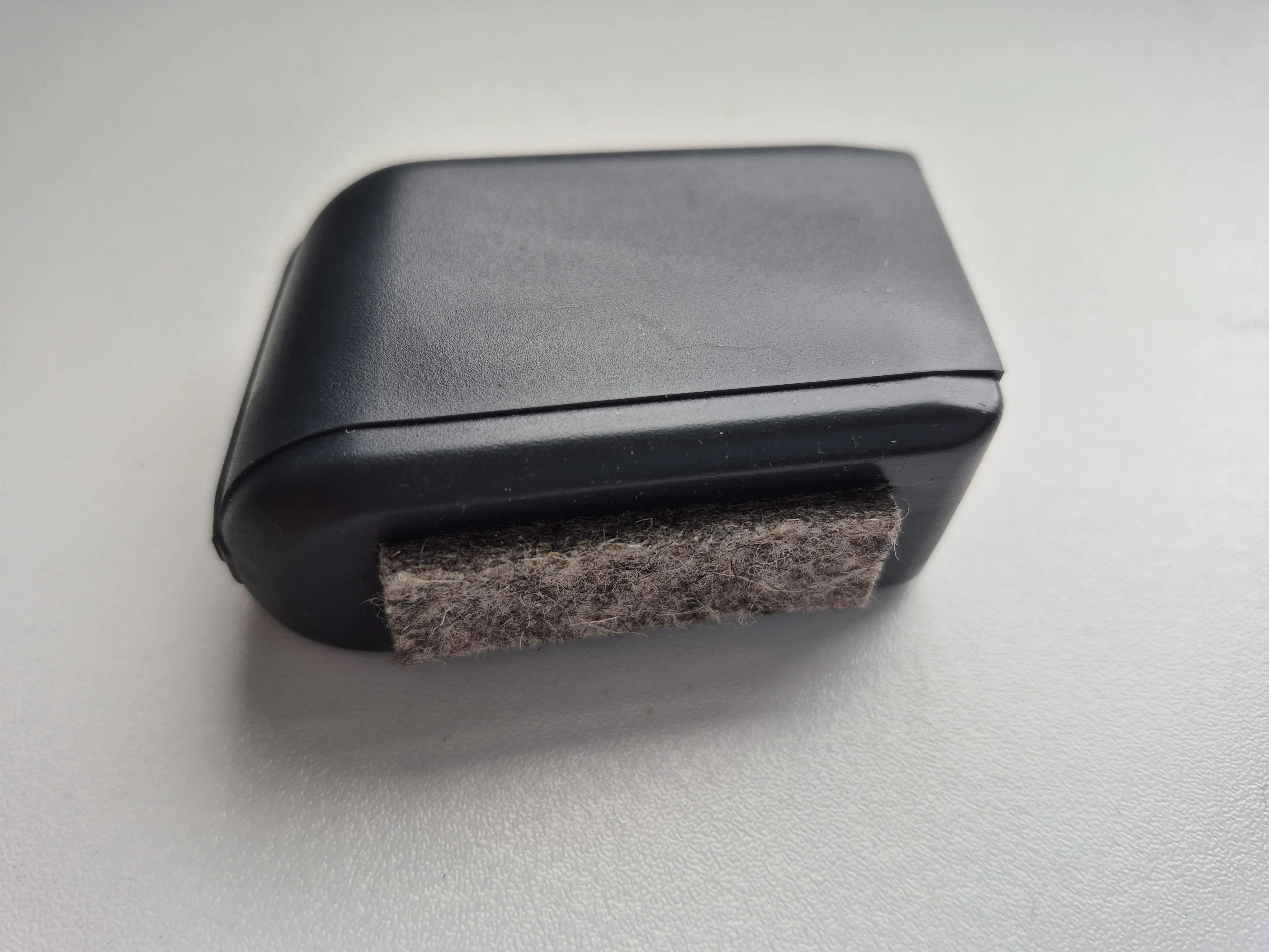 ERSATZTEIL: Fußkappe für Stuhl MSTH30, flachoval 35 x 15 mm mit Filz (Clix)
